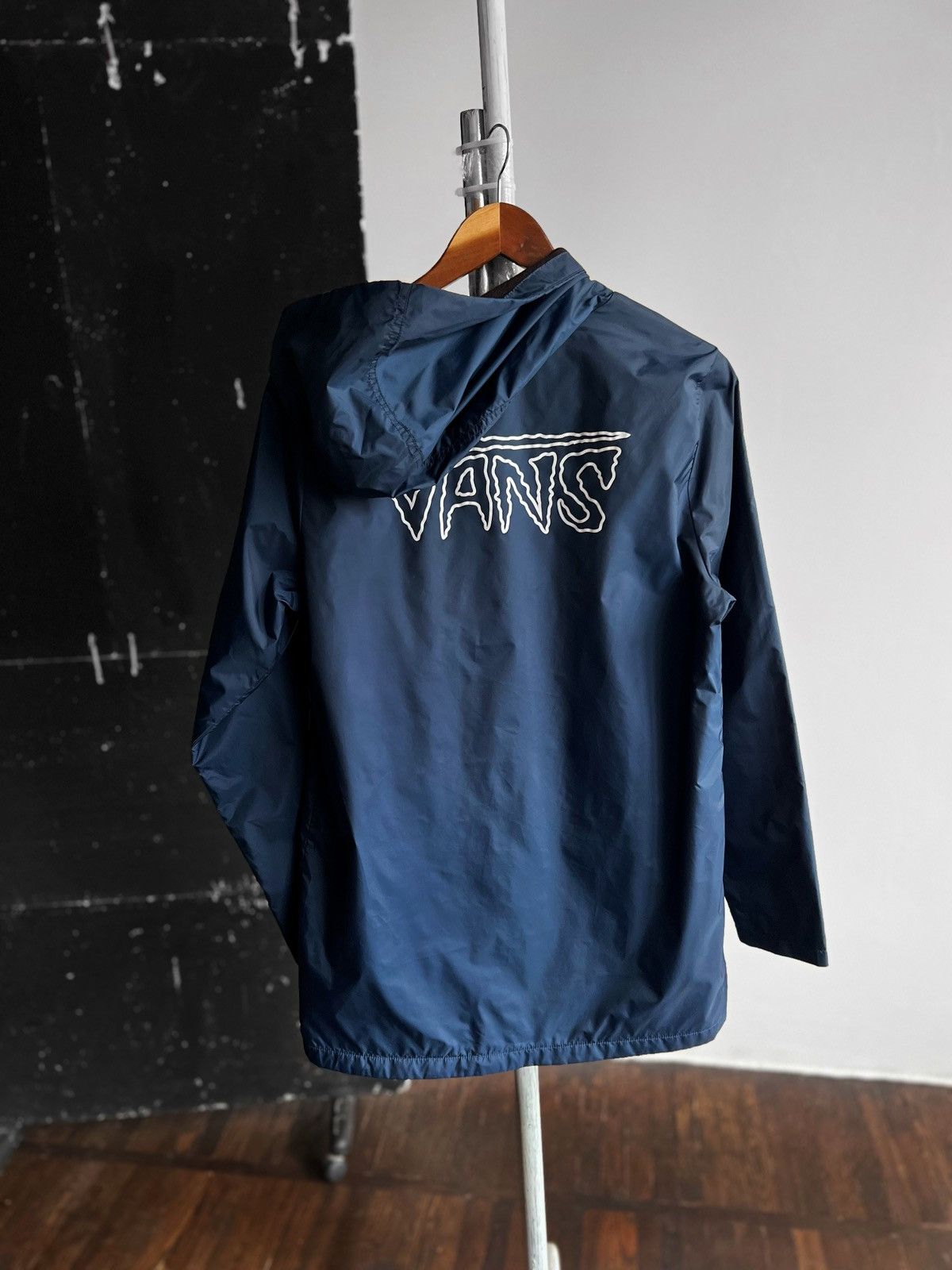Designer × Vans Vans Mens Blue Turnstall Parka Jacket Big Print Snap Closure Size US S / EU 44-46 / 1 - 1 Thumbnail