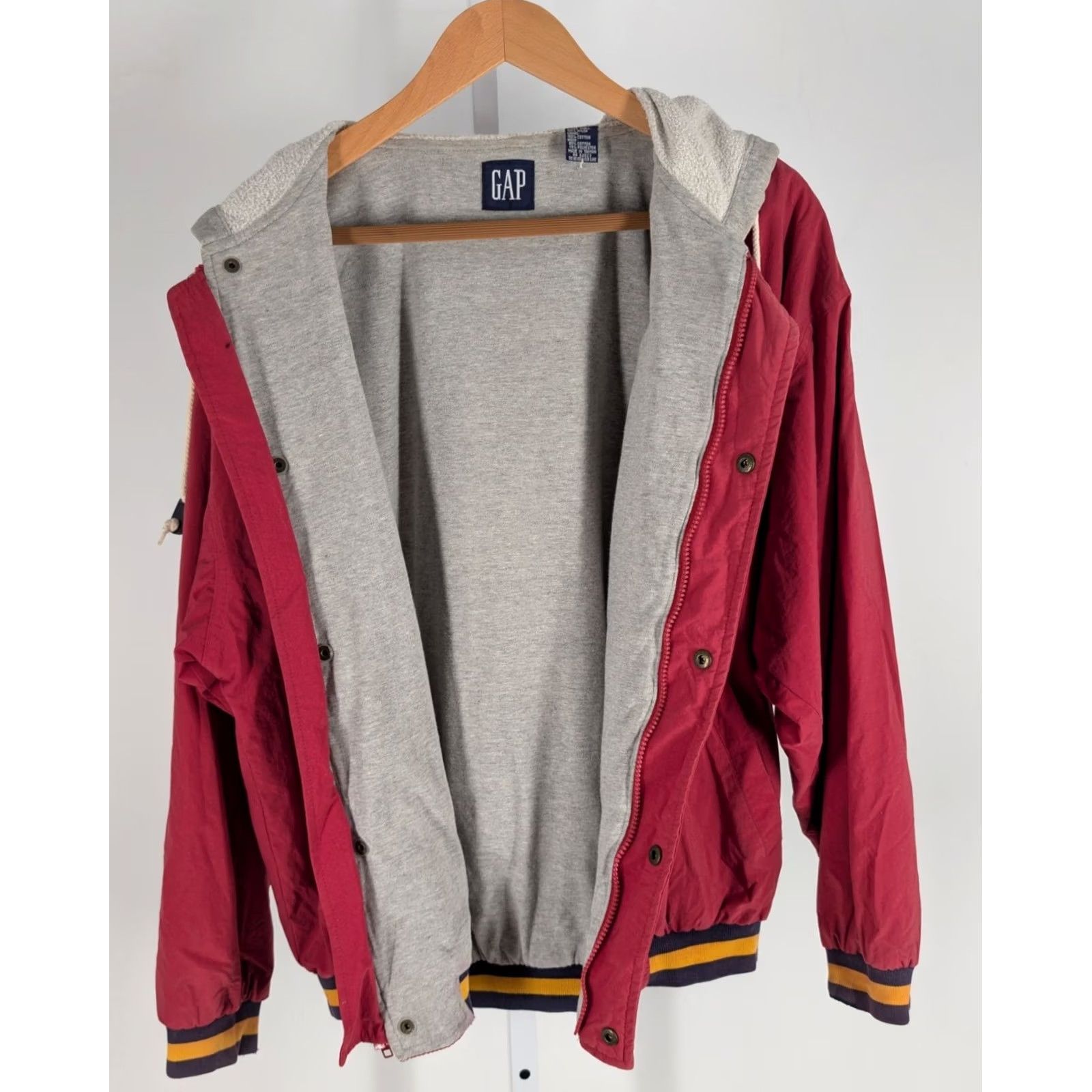 Gap VINTAGE Gap Bomber Jacket Hooded Nylon Lined 90s M Taiwan Red Jersey Cotton 25.5" Mid-Length Mens Size US M / EU 48-50 / 2 - 4 Thumbnail
