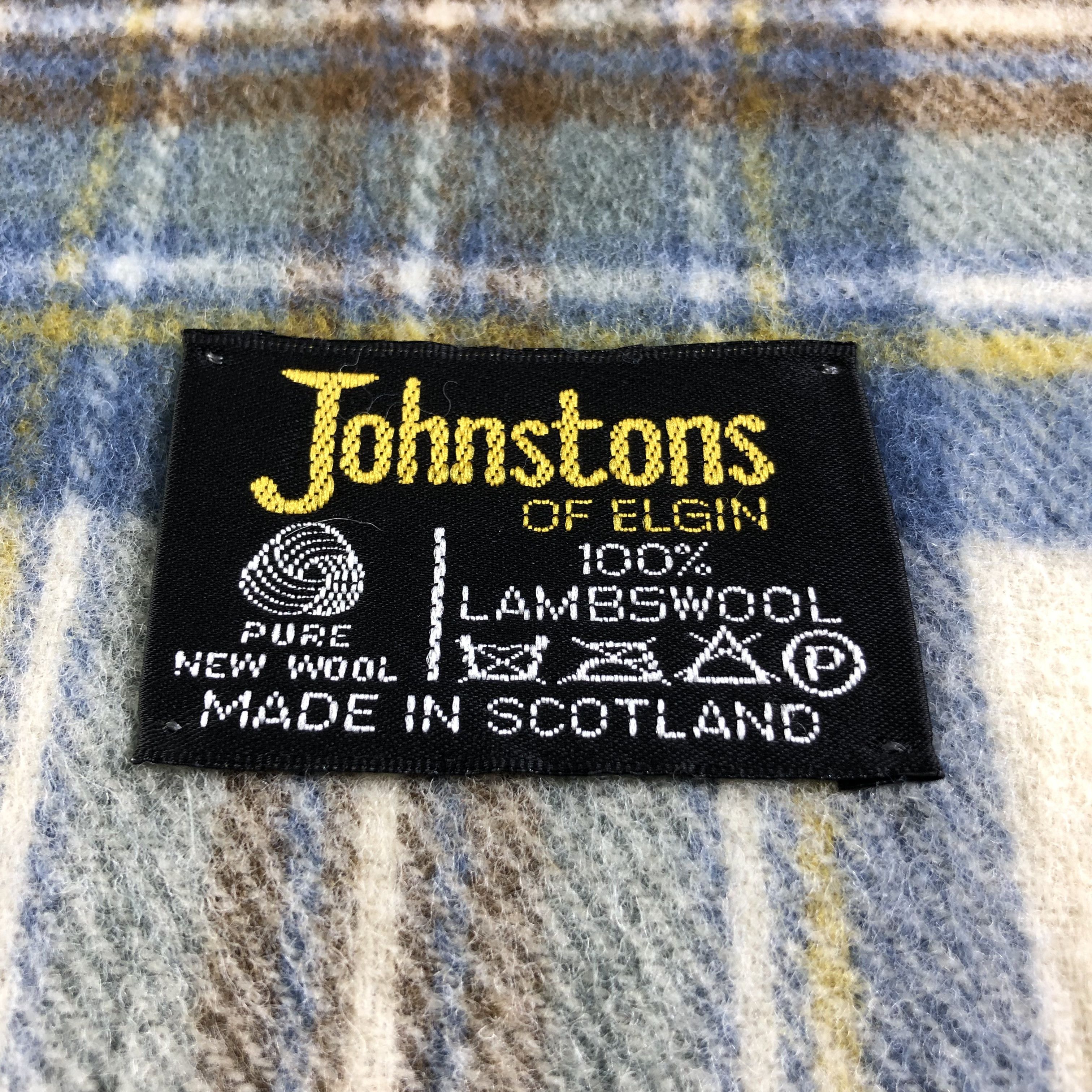 Johnstons Of Elgin Johnstons Of Elgin Tartan Wool Scarf Muffler V1819 Size ONE SIZE - 4 Thumbnail