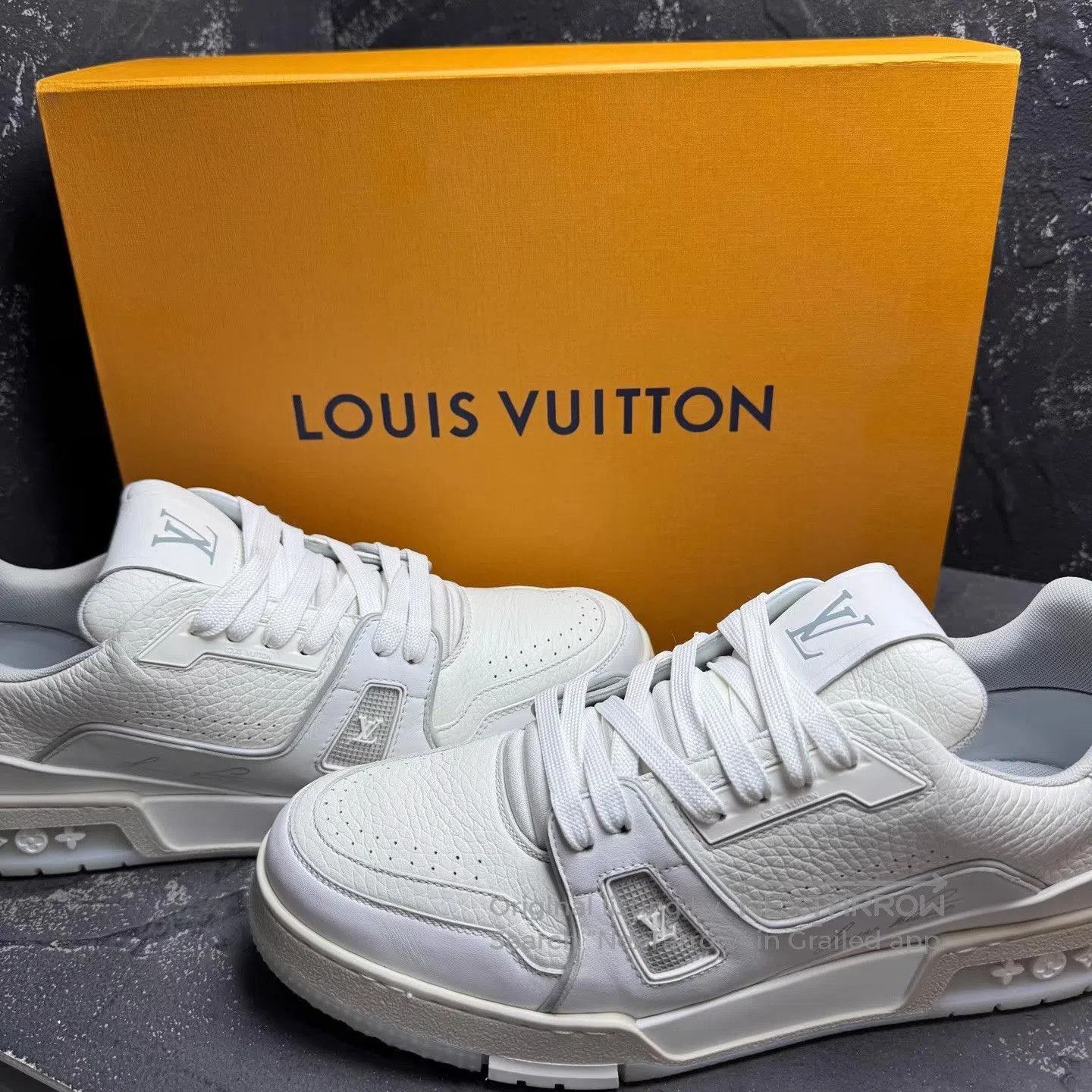 Louis Vuitton White Low. Size US 9 / EU 42 - 3 Thumbnail