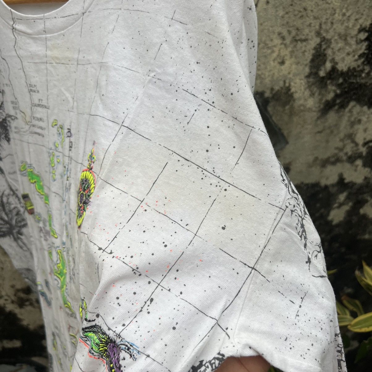 Vintage “VINTAGE” FULLPRINT MAP TEE Size US XL / EU 56 / 4 - 8 Thumbnail