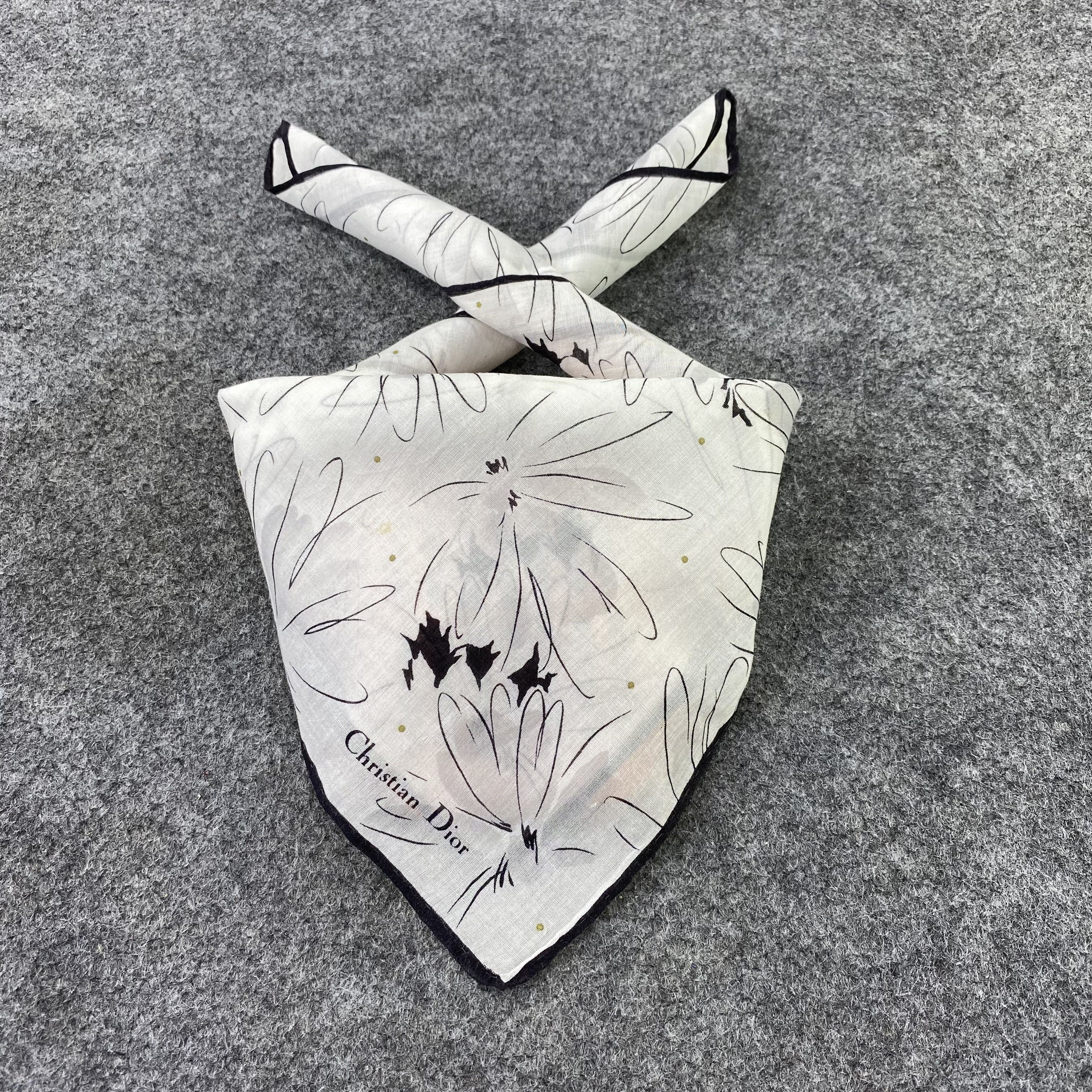 Vintage Christian Dior Handkerchief / Bandana / Neckerchief-B742 Size ONE SIZE - 2 Thumbnail