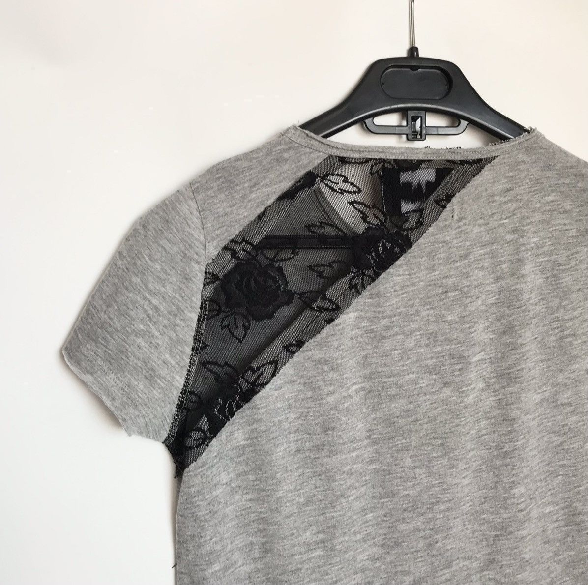 Dolce & Gabbana Dolce & Gabbana Women’s Grey T-Shirt with Black Lace Overlay Size S / US 4 / IT 40 - 3 Thumbnail