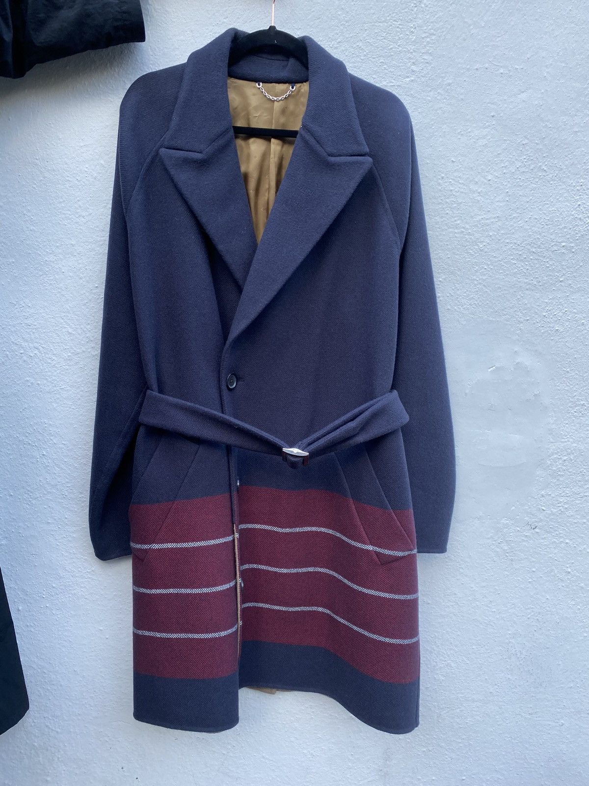 Louis Vuitton Navy wool and cashmere coat Size US M / EU 48-50 / 2 - 6 Thumbnail