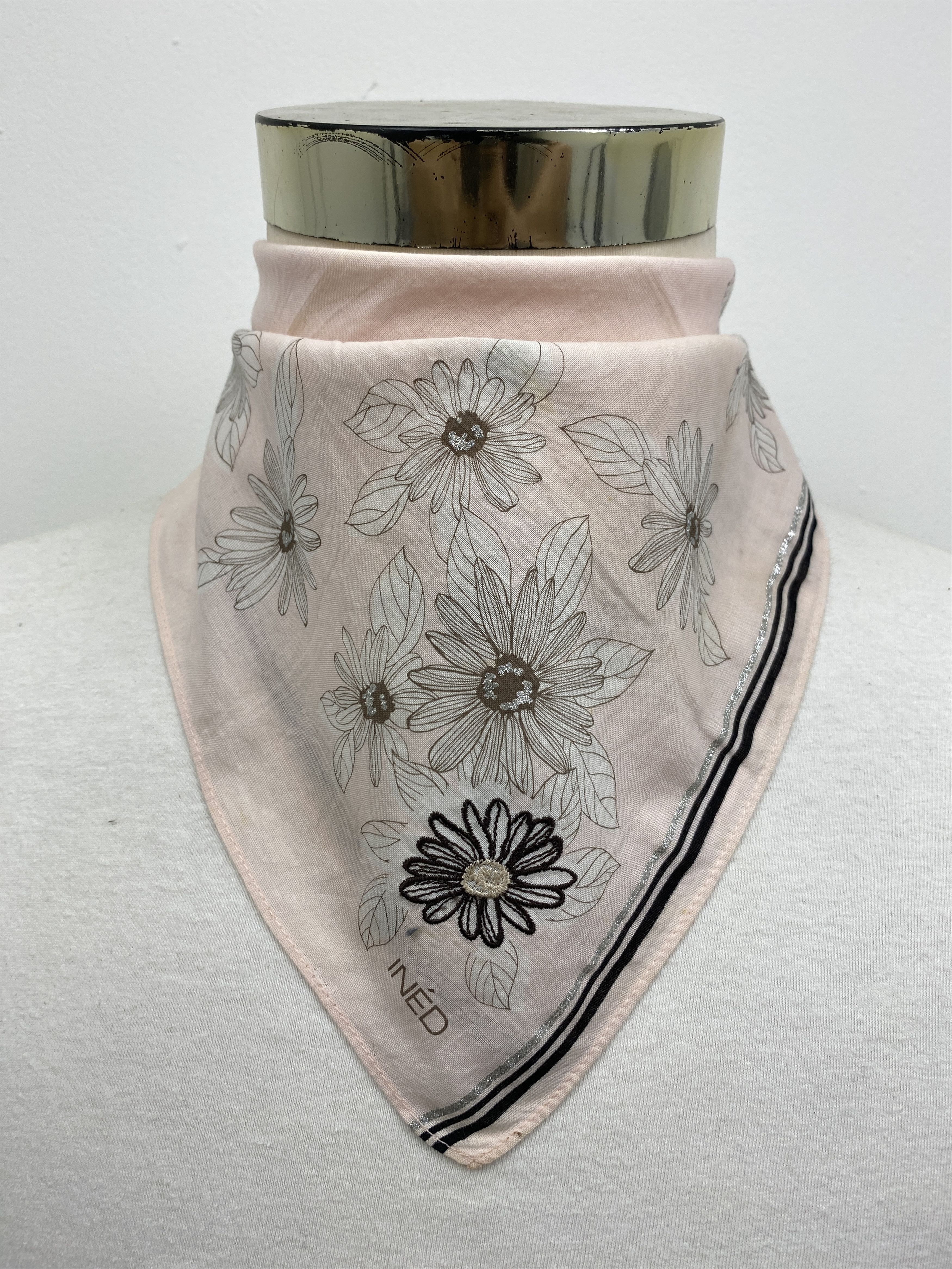 Vintage × Yohji Yamamoto Ined Handkerchief / Bandana / Neckerchief HKC0297 Size ONE SIZE - 2 Thumbnail