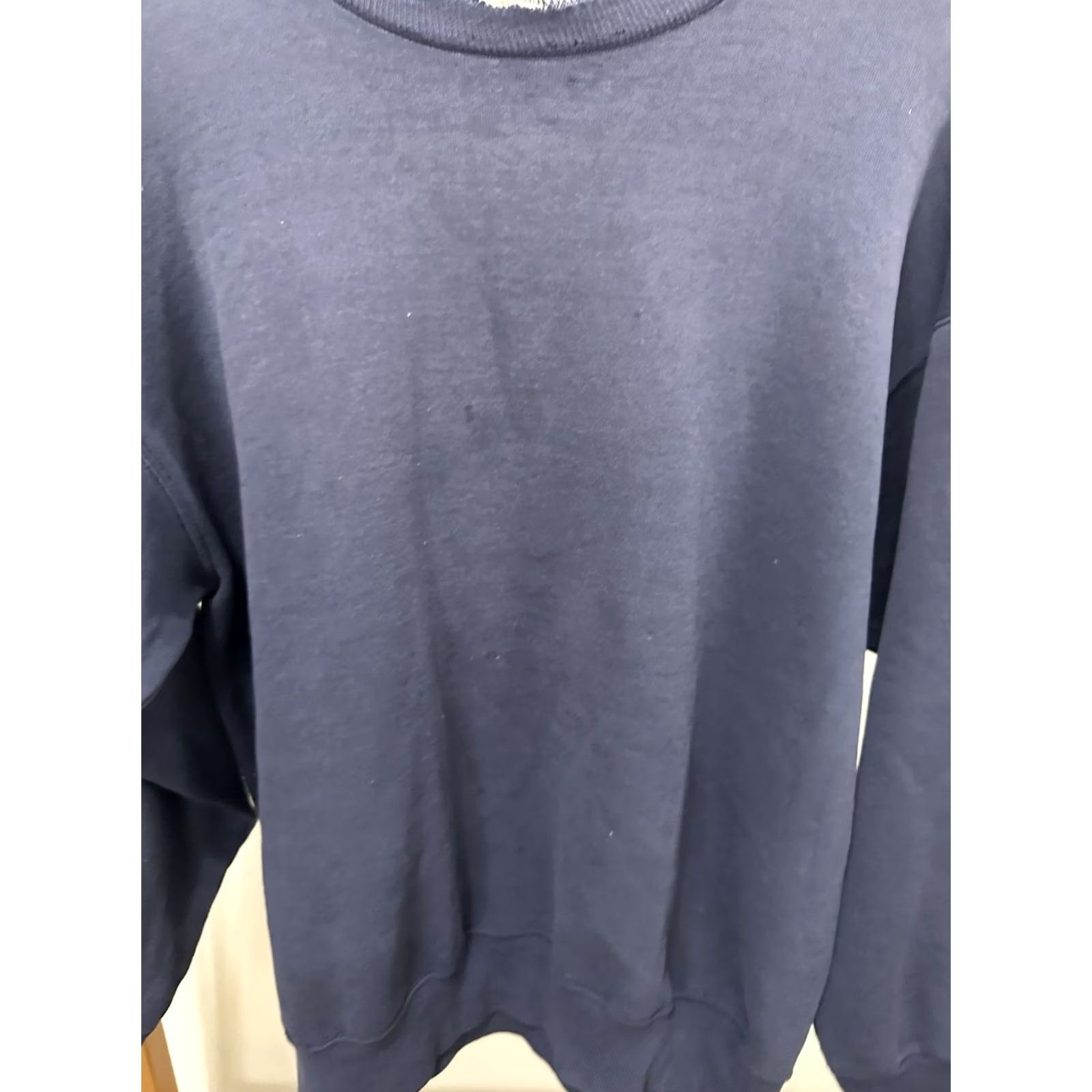 Hanes VTG Hanes Gradient Sun Faded Worn Cotton Boxy Sweatshirt Navy L Men Shirt Pullover 90s Decade Womens Mens Girls Boys Size US L / EU 52-54 / 3 - 7 Thumbnail