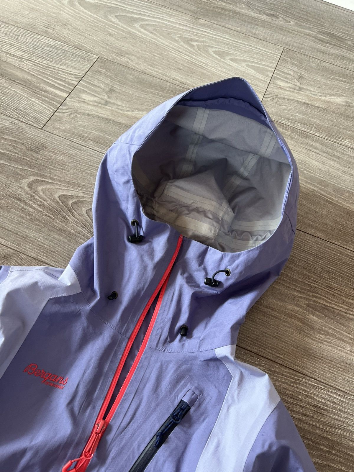 Bergans of Norway × Designer ‼️Bergans Pro Lim Series Cecilie Dermizax System Ski Jacket‼️ Size L / US 10 / IT 46 - 17 Thumbnail