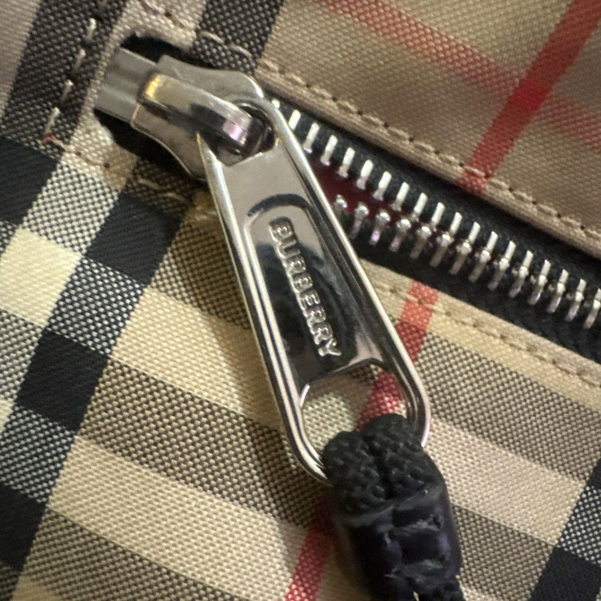 Burberry Authentic Burberry London England Vintage Check Belt Bag Size ONE SIZE - 7 Thumbnail