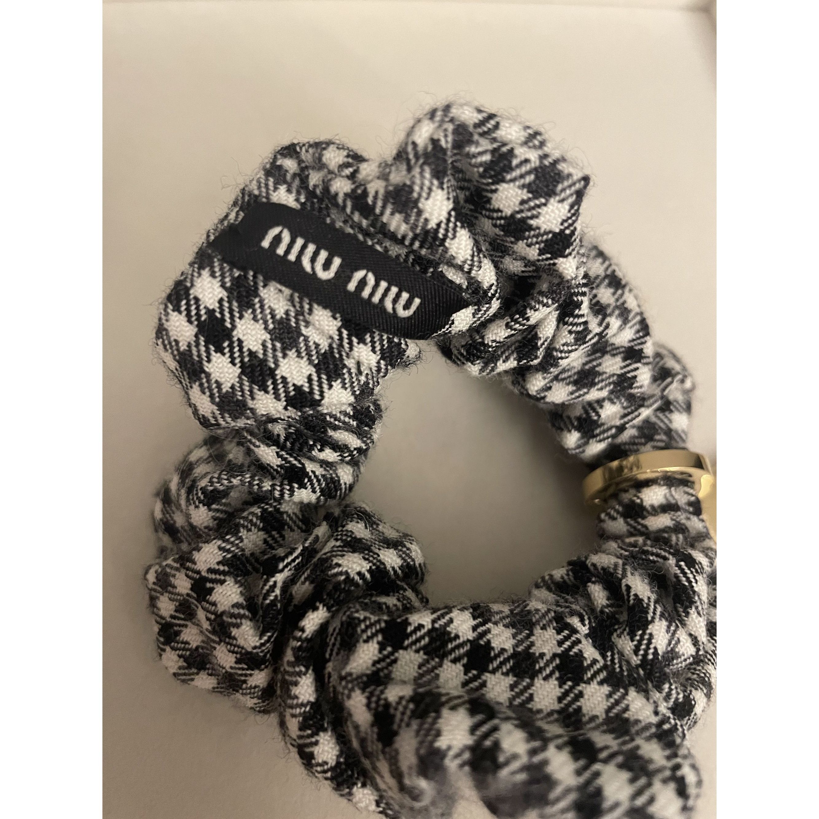 Miu Miu Miu Miu Houndstooth Scrunchie With Gold-Tone Charm Size ONE SIZE - 2 Thumbnail