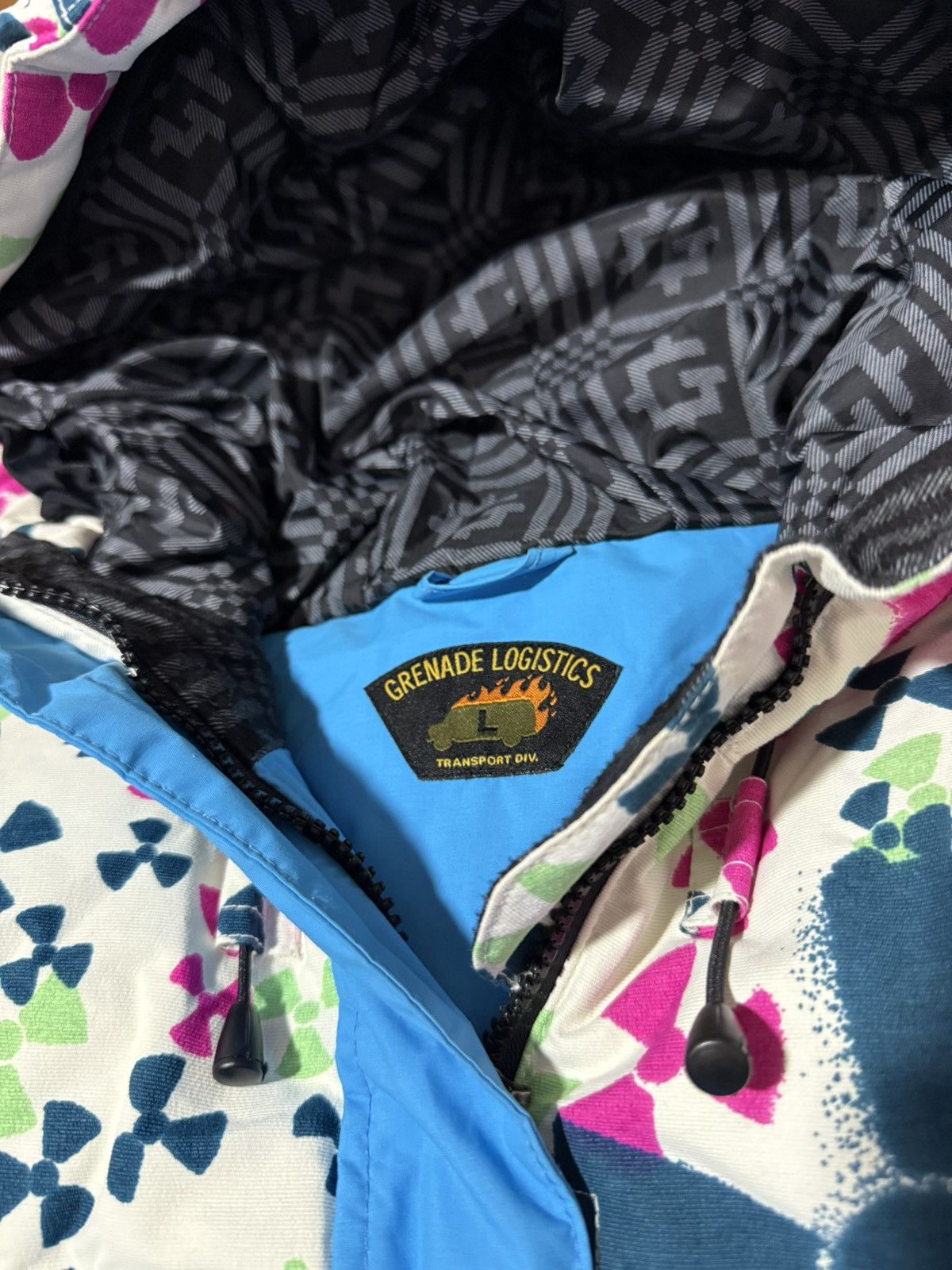 Grenade Vintage Y2K Grenade Logistics Jacket Down Ski Snow RARE Bio Size L / US 10 / IT 46 - 4 Thumbnail