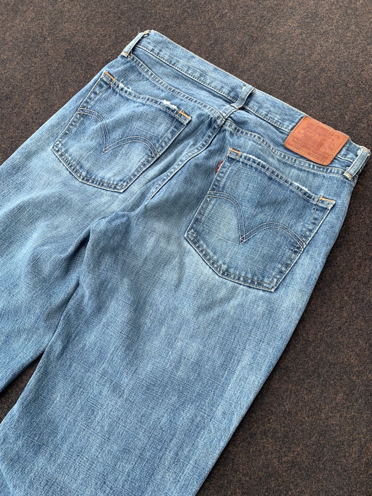 Levi's Vintage Distressed Levi's 502. Size US 32 / EU 48 - 10 Thumbnail