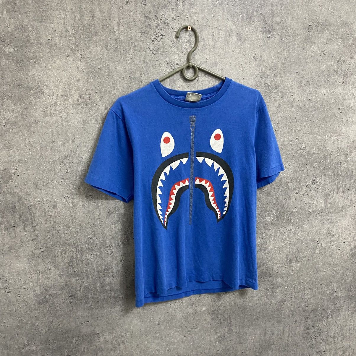 Bape BAPE Shark T-shirt A Bathing Ape Tee Big Logo Size US S / EU 44-46 / 1 - 3 Thumbnail