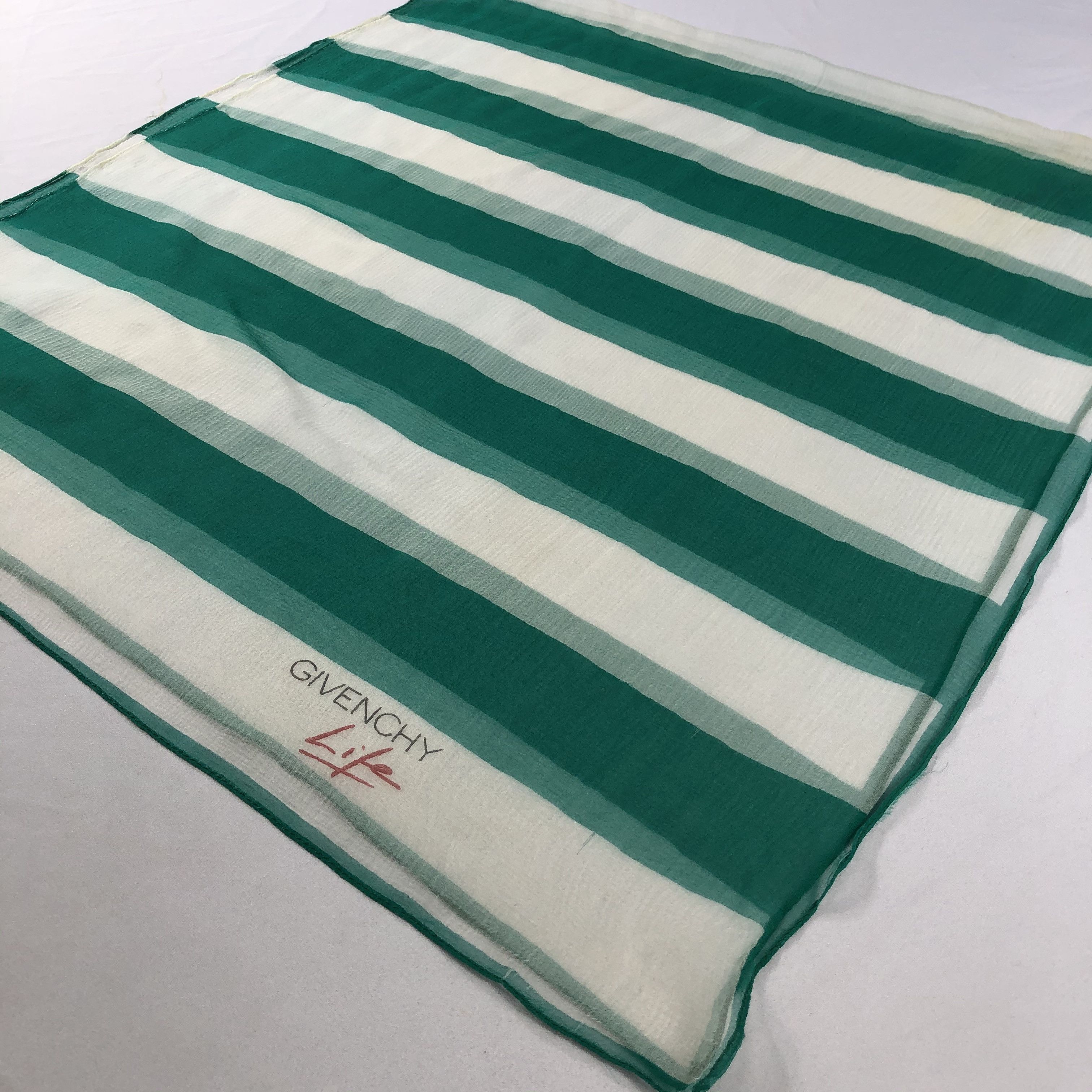 Vintage Vintage Givenchy Silk Scarf Size ONE SIZE - 4 Thumbnail