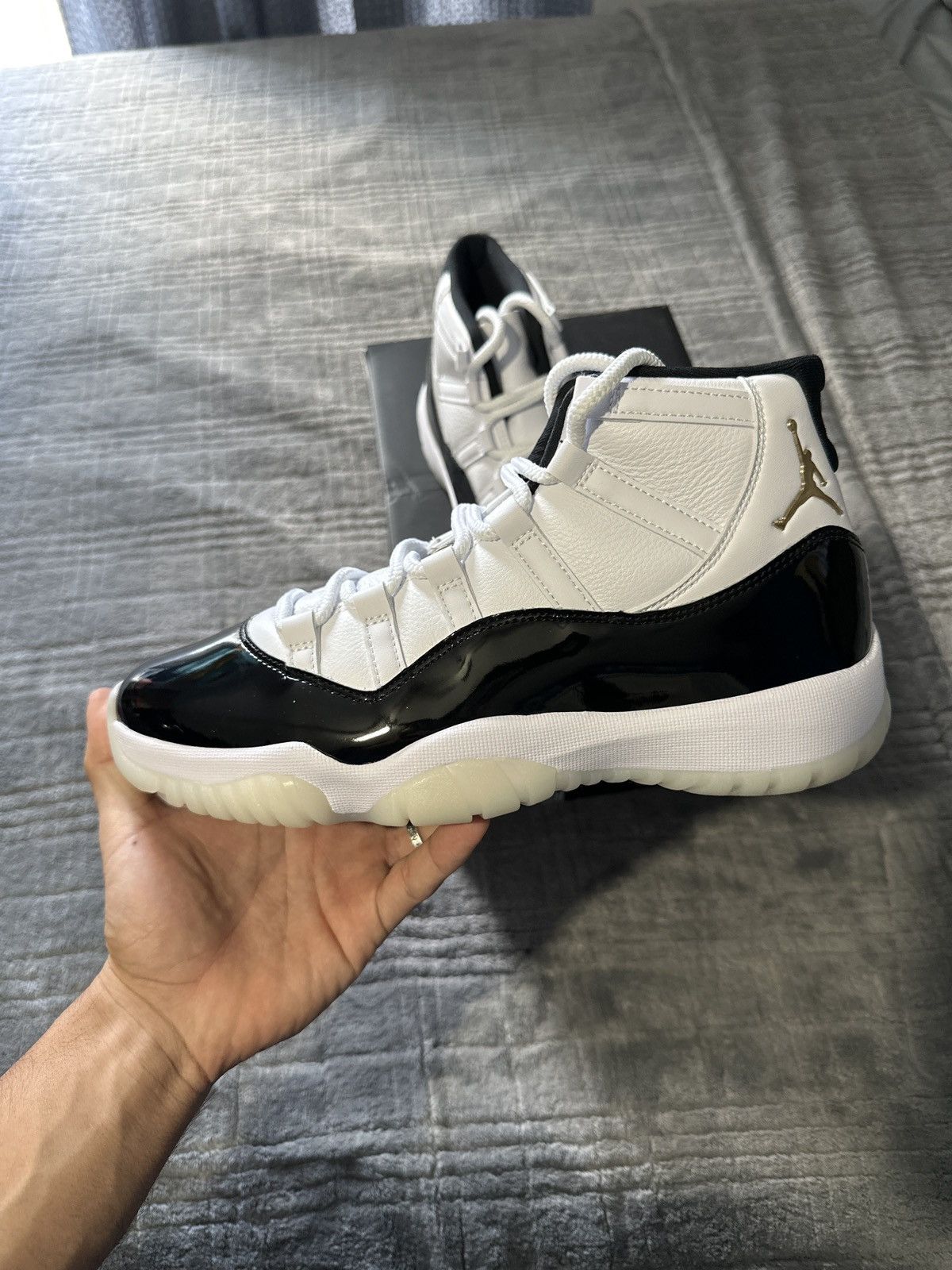 Jordan Brand × Nike Jordan 11 - Gratitude Size US 9 / EU 42 - 1 Thumbnail