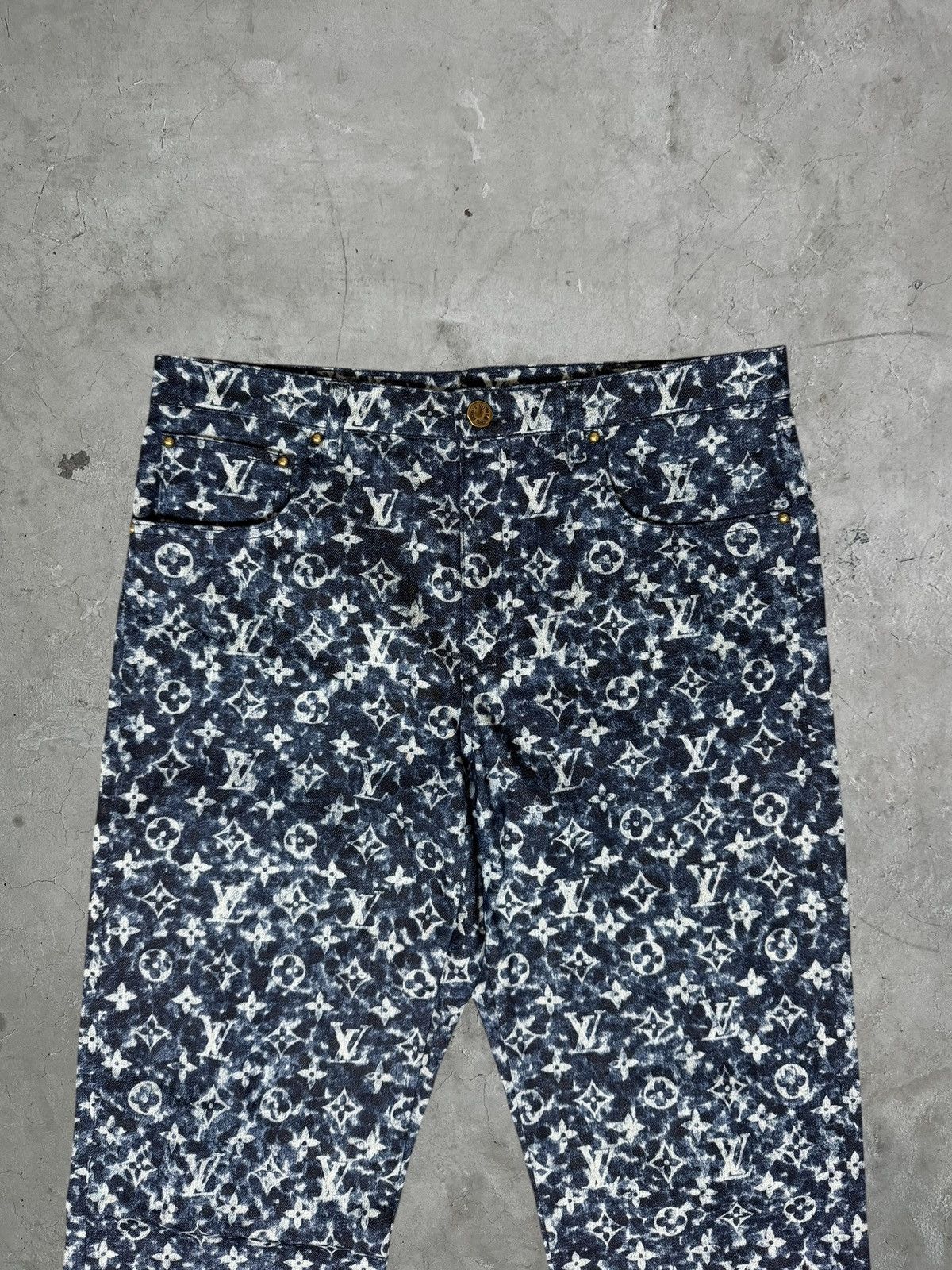 Louis Vuitton Louis Vuitton Monogram Denims Size US 31 - 3 Thumbnail