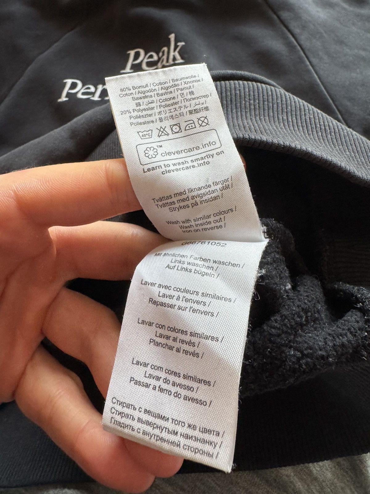 Peak Performance VINTAGE PEAK PERFORMANCE QUALITY SPORT HOODIE SWEATSHIRT Size US S / EU 44-46 / 1 - 5 Thumbnail