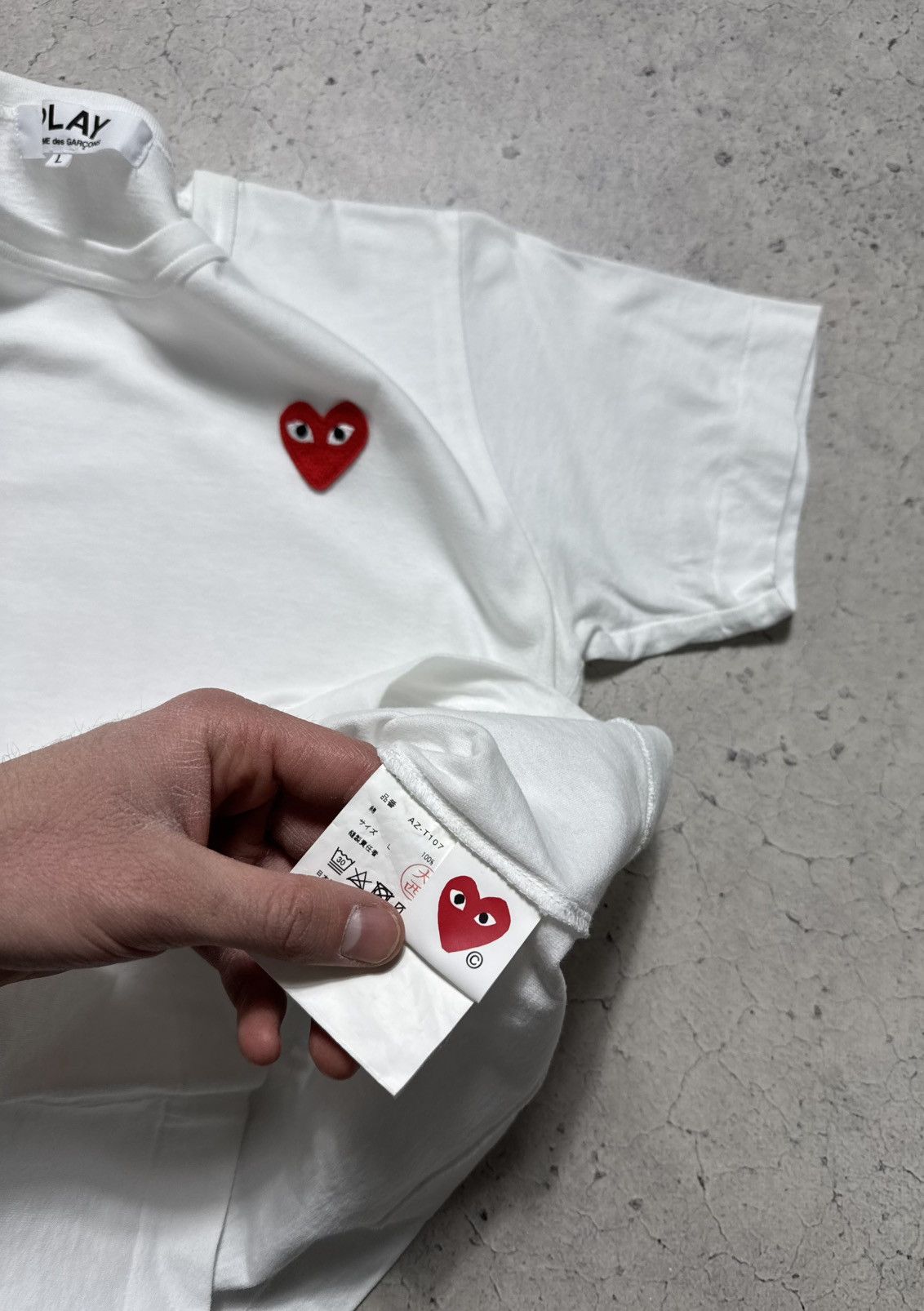 Comme des Garcons PLAY Comme Des Garcons CDG Play Luxury Women’s White T-Shirt Size L / US 10 / IT 46 - 8 Thumbnail
