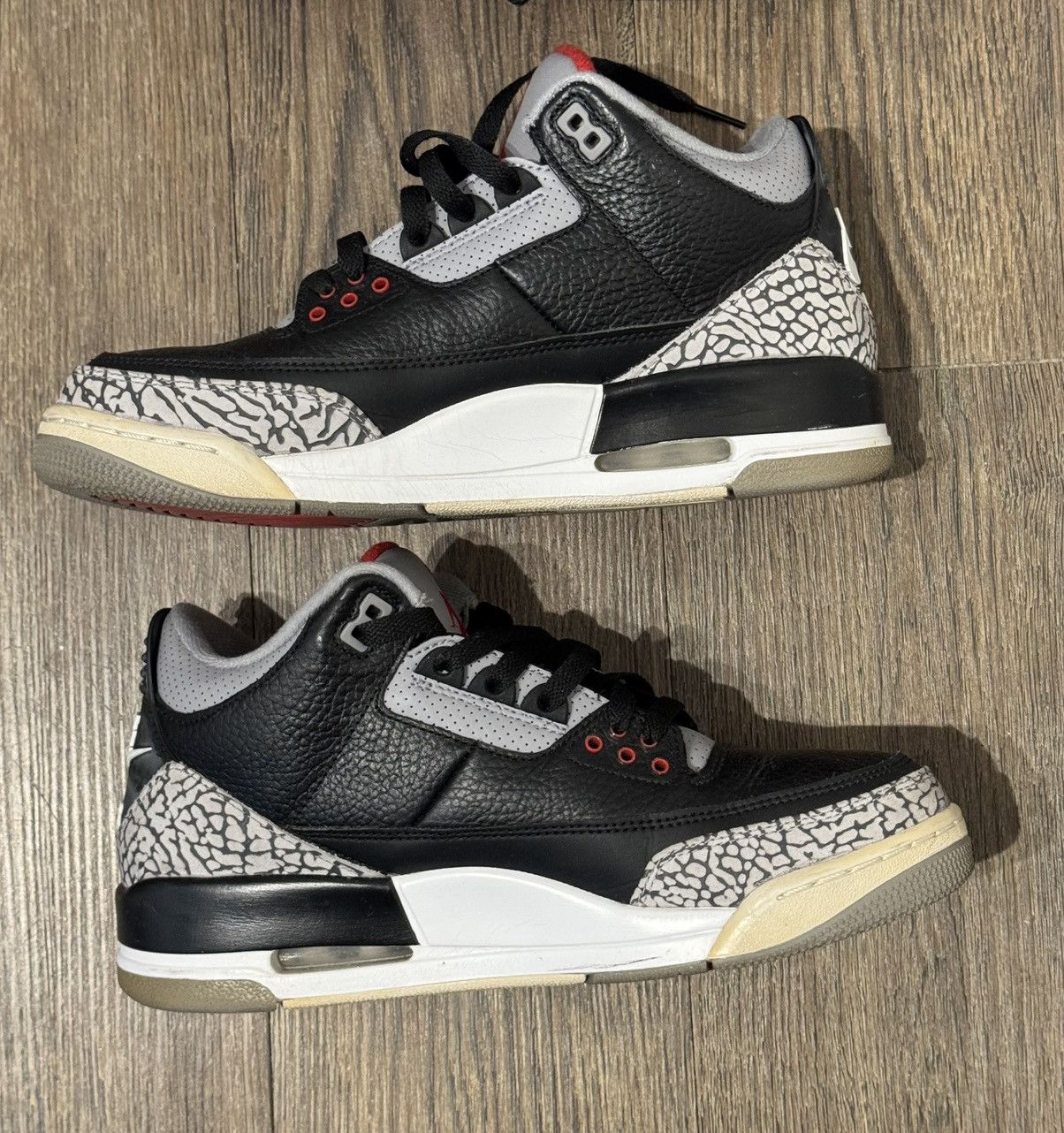 Jordan Brand Air Jordan 3 OG Black Cement (2018) Size US 9 / EU 42 - 2 Thumbnail