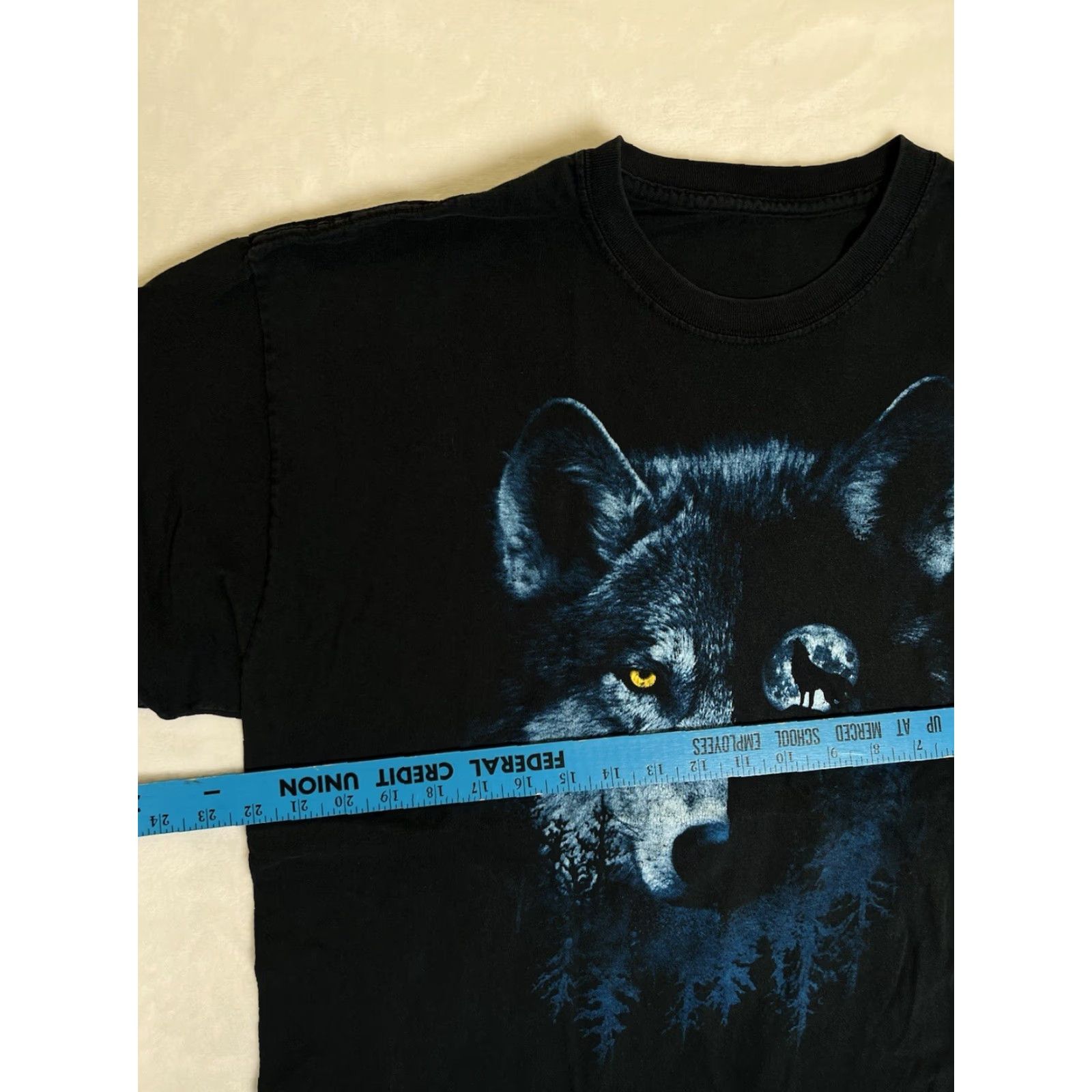 Vintage VINTAGE Wolf T-Shirt XL Black Forest Moon Howling GraPHic Print 90s Men Short Sleeve Crew Neck Cotton Unbranded"} Size US XL / EU 56 / 4 - 3 Thumbnail