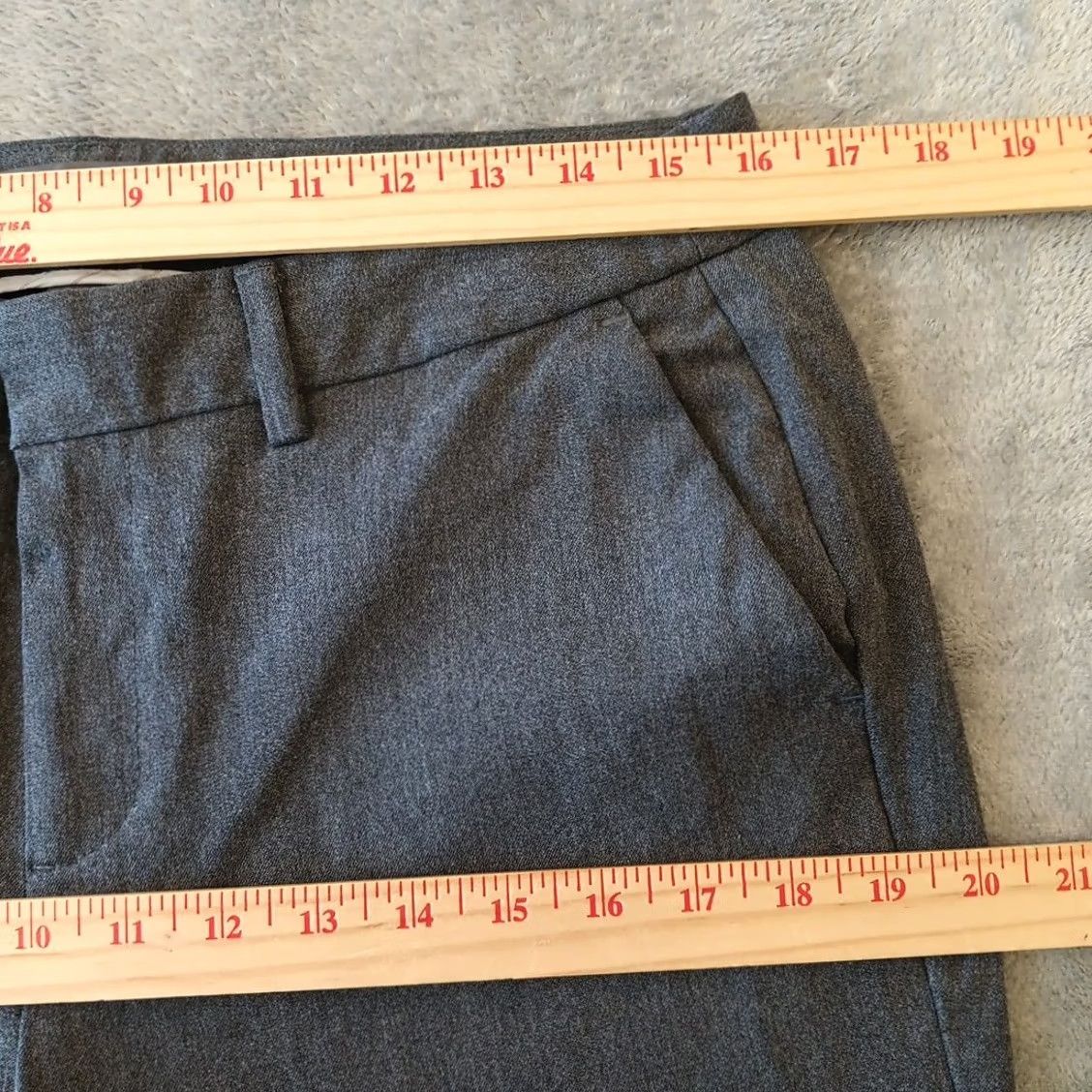 Eddie Bauer Eddie Bauer Dress Pants Womens Size 8 Gray Stretch Pockets Flat Front Straight Inseam 32 Regular Rise Mid Size 30" / US 8 / IT 44 - 3 Thumbnail