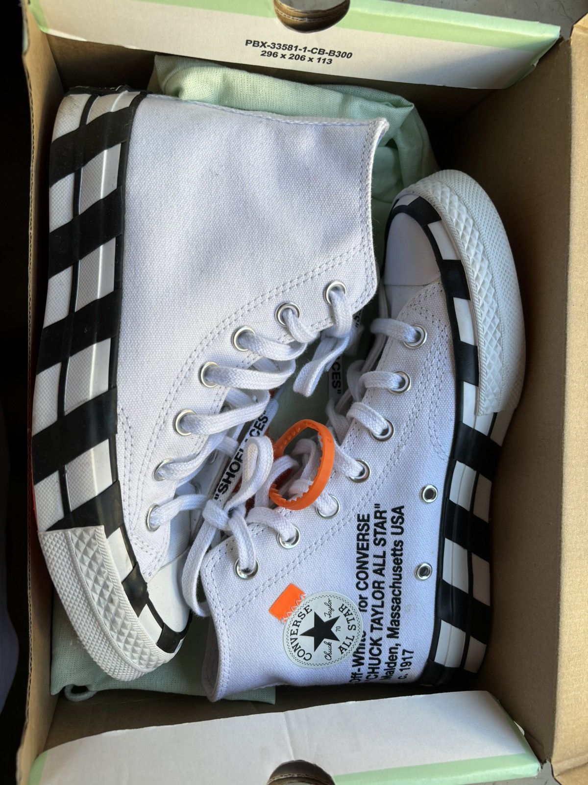 Converse × Off-White Converse x Off-White Chuck Taylor 2nd Edition Size US 6.5 / IT 36.5 - 2 Thumbnail