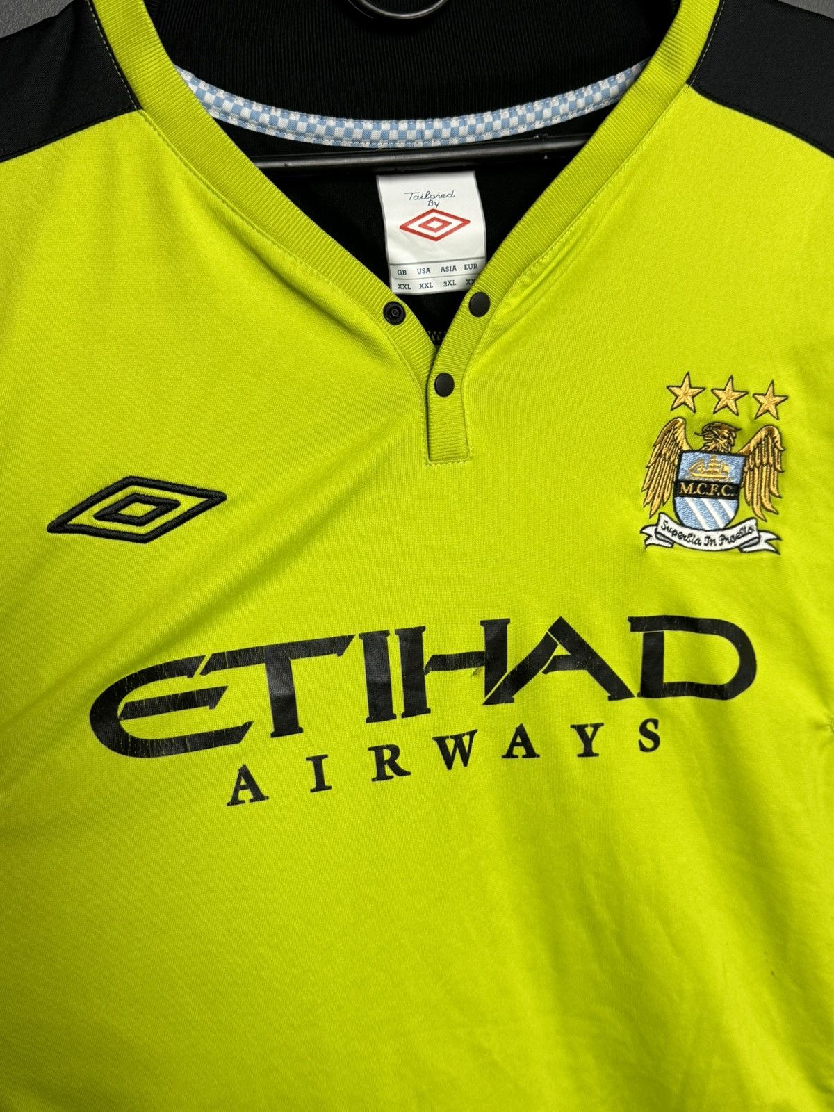 Umbro Manchester City 11/12 Training Football Jersey Size US L / EU 52-54 / 3 - 3 Thumbnail