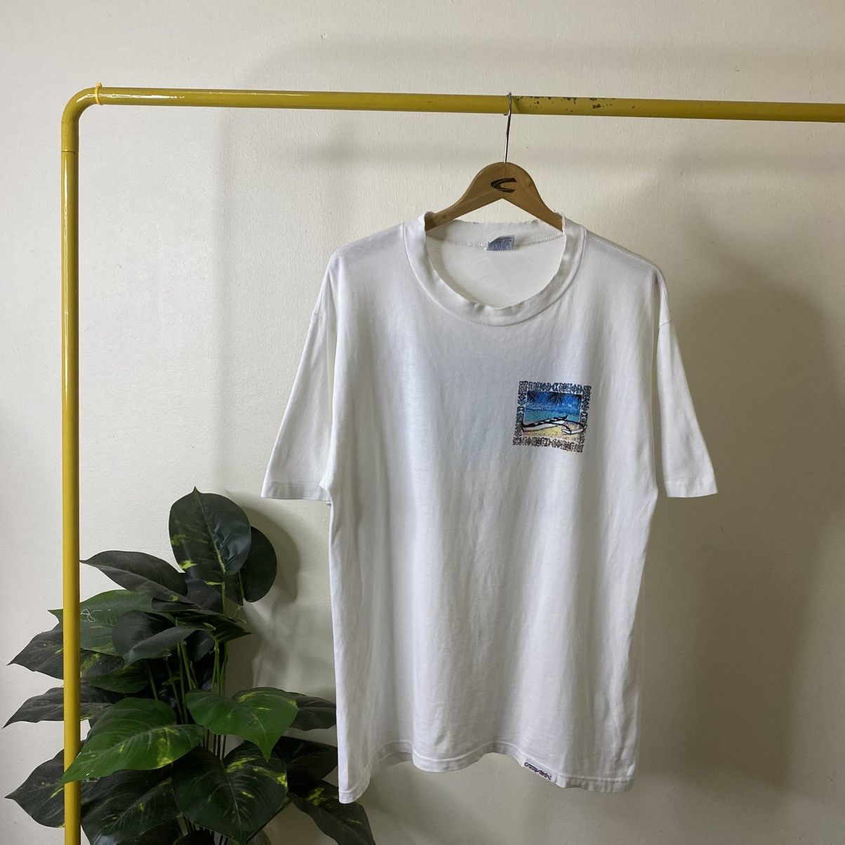 Vintage 1990s Crazy Shirts Waikiki Beach Hawaii Surf Style T Shirt Size US L / EU 52-54 / 3 - 6 Thumbnail