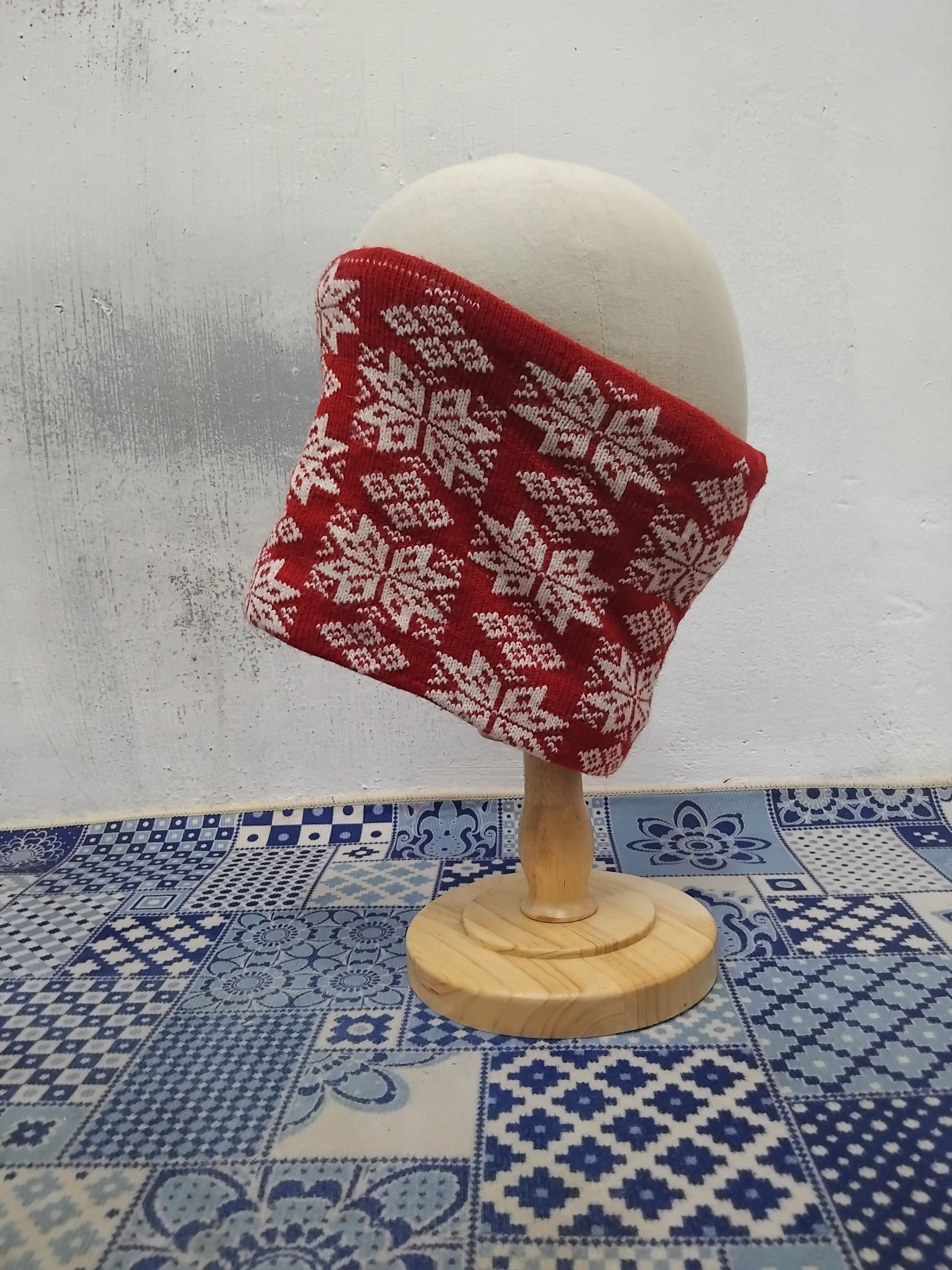 Japanese Brand 💥semytre red colour neck warmer Size ONE SIZE - 4 Thumbnail