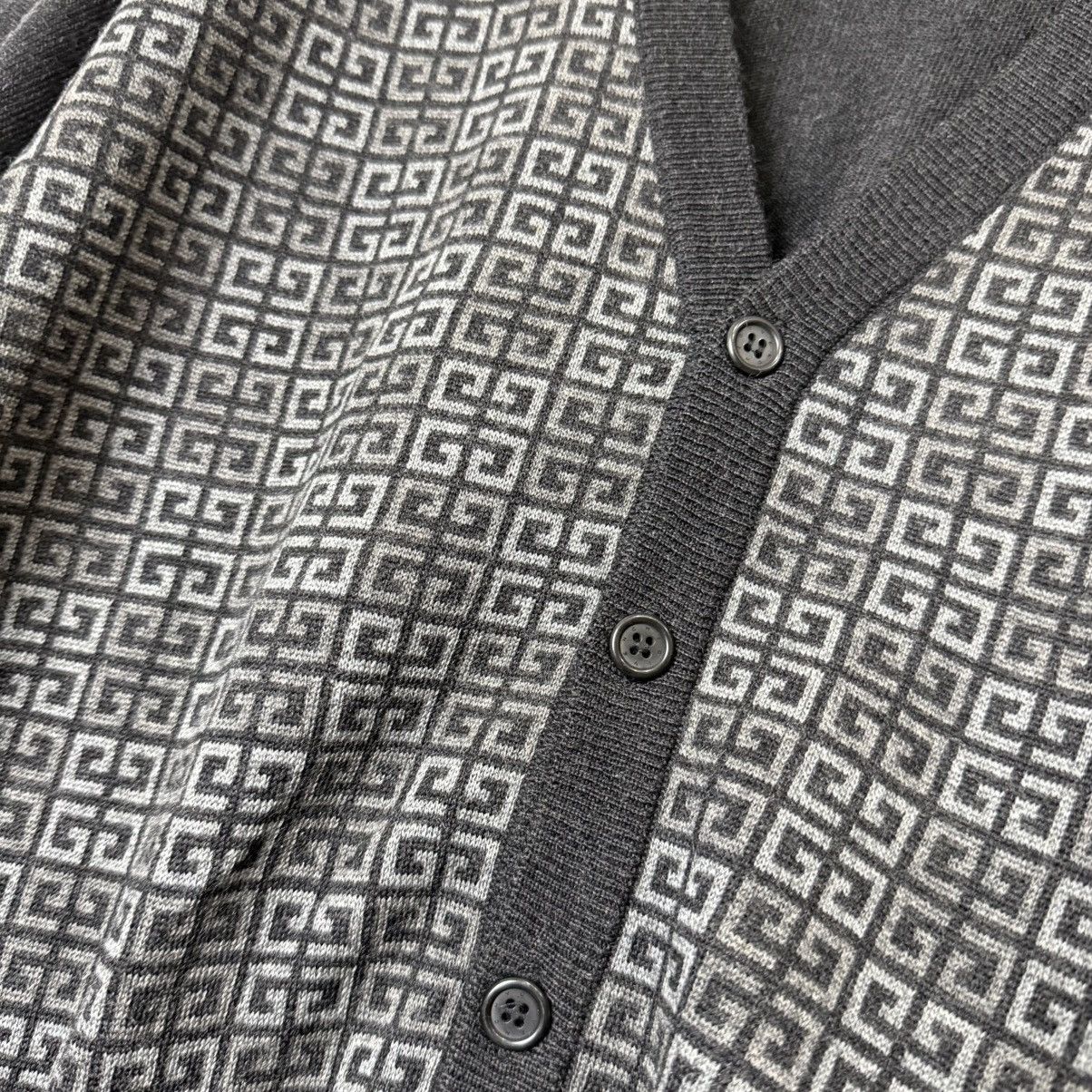 Givenchy Givenchy monogram wool cardigan knit grey Size US XL / EU 56 / 4 - 5 Thumbnail
