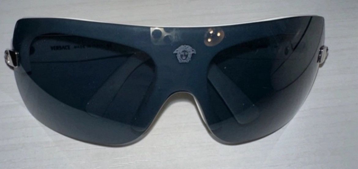 Versace Versace Vintage Sunglasses White Magnetic Mask Rare Size ONE SIZE - 5 Thumbnail