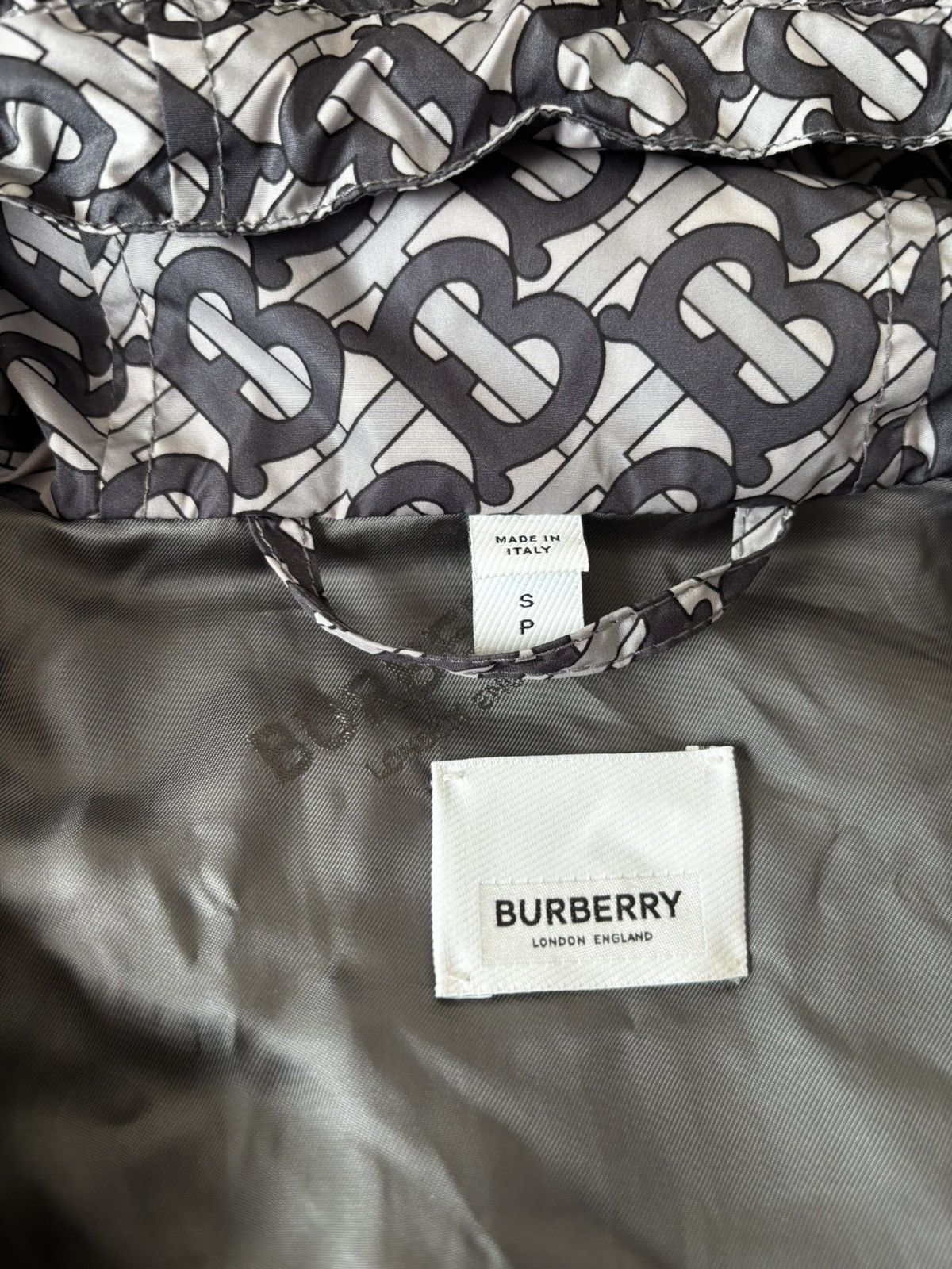 Burberry Burberry TB Windbreaker Size US S / EU 44-46 / 1 - 3 Thumbnail