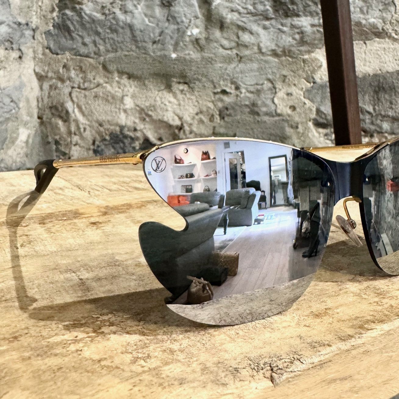 Louis Vuitton Louis Vuitton Z1235E Bohemian Vuittony Shield Sunglasses Size ONE SIZE - 3 Thumbnail