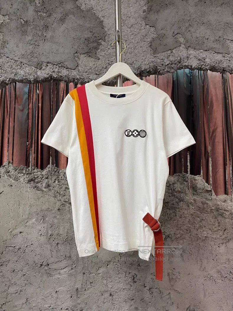 Louis Vuitton Louis Vuitton short sleeves Size US XS / EU 42 / 0 - 1 Thumbnail