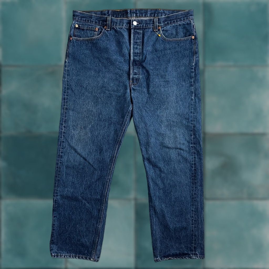 Levi's VINTAGE Levi's 501 Jeans Men Regular 42 Blue 32x30 Straight 90s USA Size US 42 / EU 58 - 1 Thumbnail