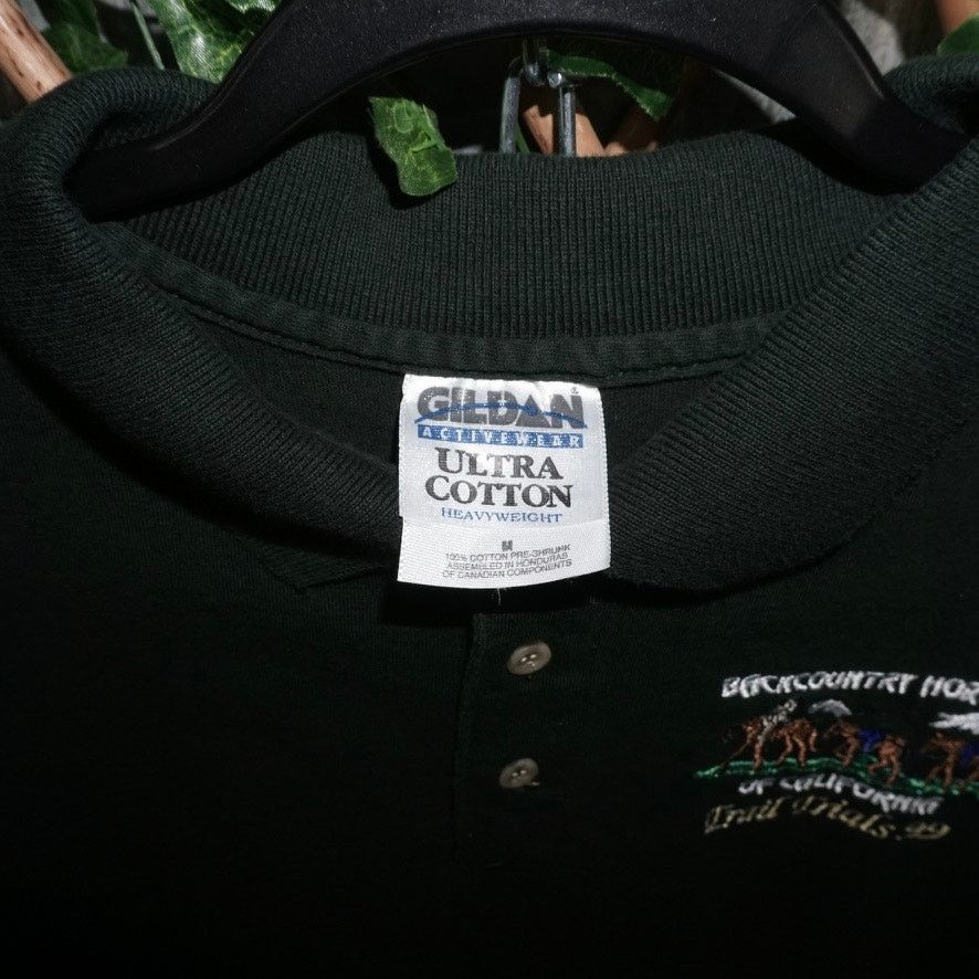 Gildan Medium - Vintage Y2K backcountry Horsemen CA embroider polo Size US M / EU 48-50 / 2 - 3 Thumbnail