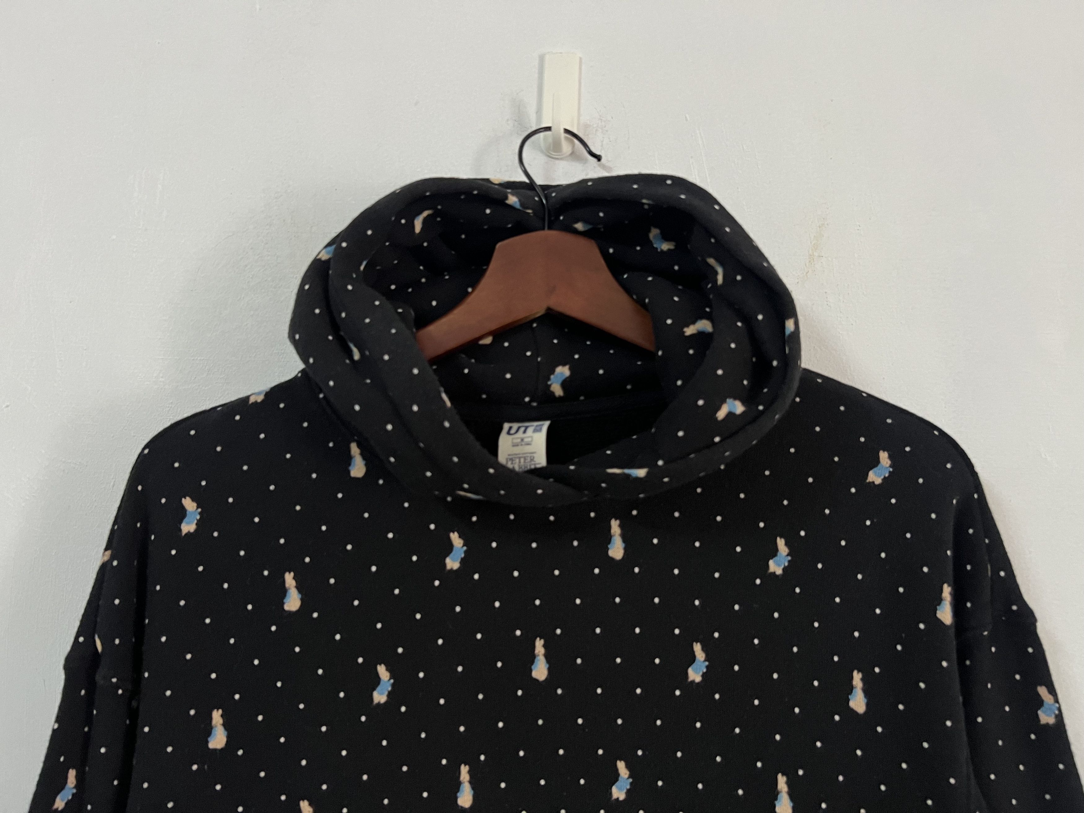 Uniqlo Peter Rabbit Uniqlo Hoodie Size US M / EU 48-50 / 2 - 6 Thumbnail