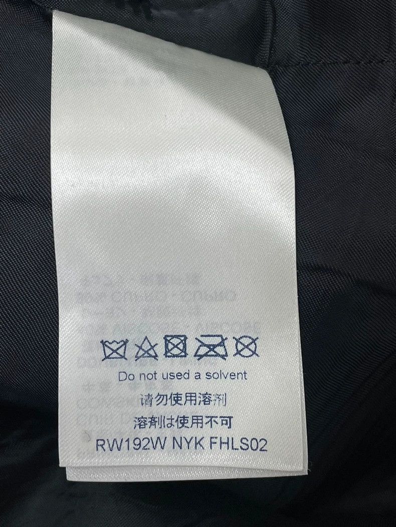 Louis Vuitton Louis Vuitton Black with white presbyopic full logo leathe Size 35" - 5 Thumbnail