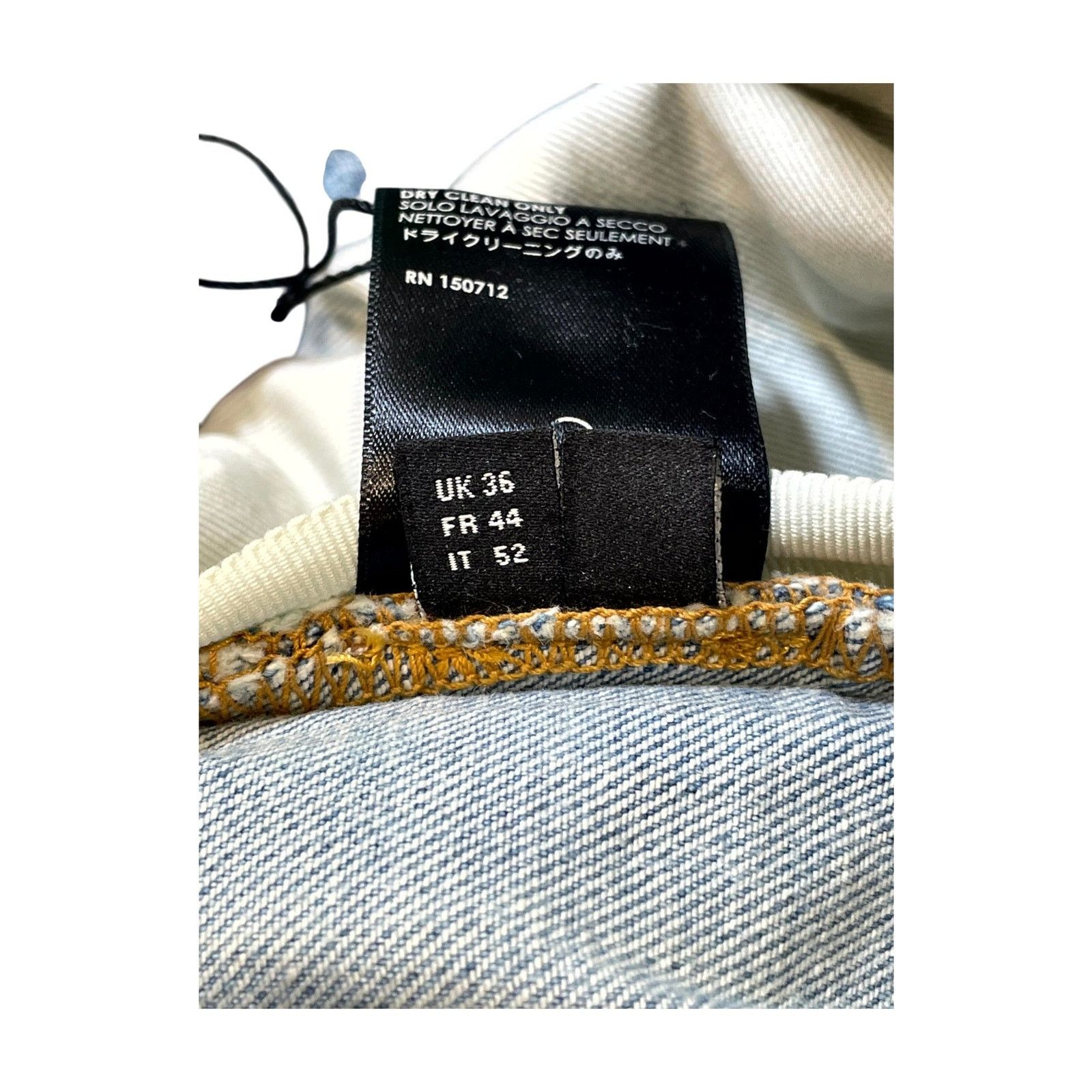 Amiri Amiri "Suede MA Logo" Light Wash Jeans Size US 38 / EU 54 - 9 Thumbnail