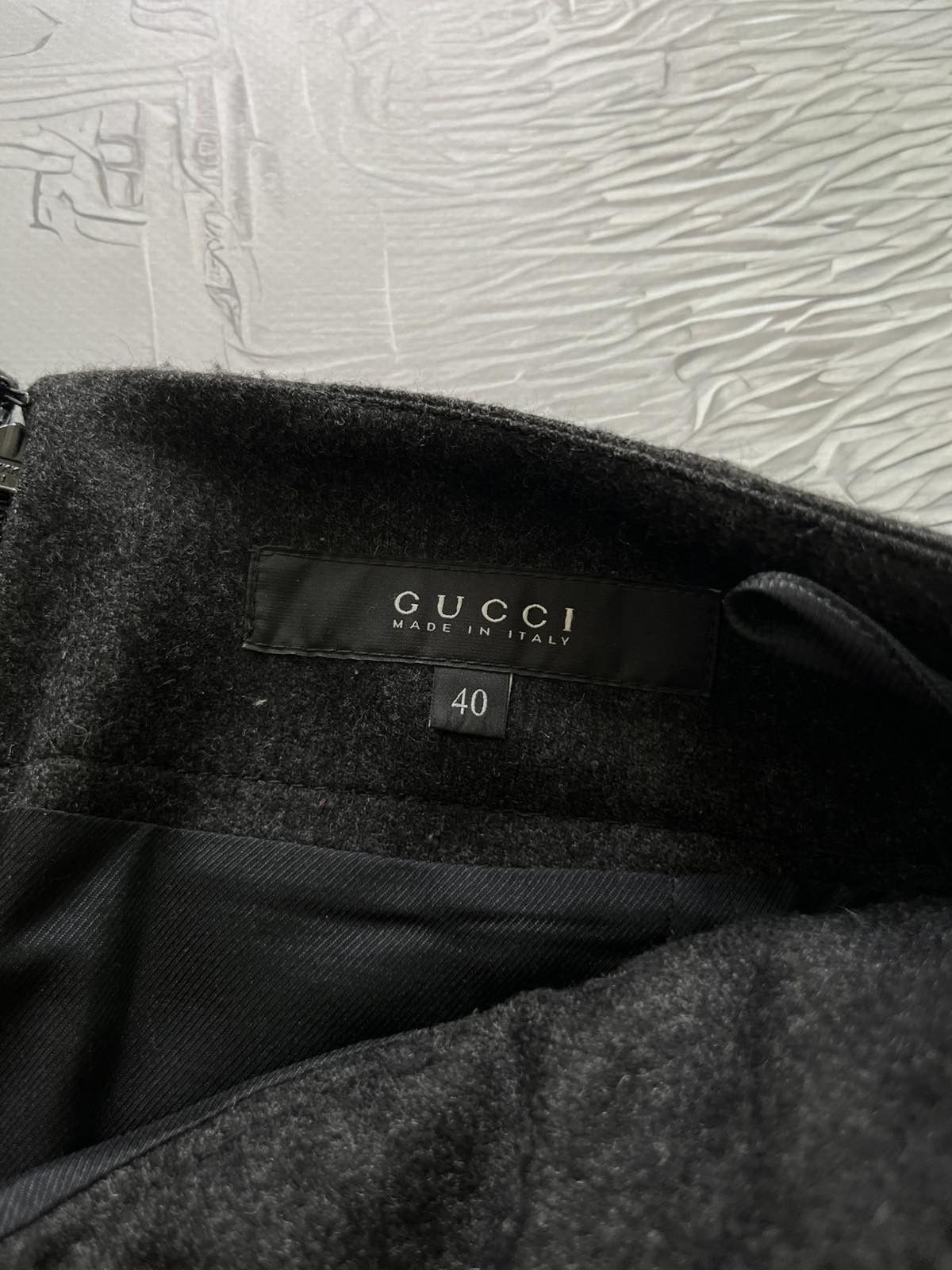 Gucci Gucci x Tom Ford Vintage Midi Skirt Cashmere Wool Size 27" / US 4 / IT 40 - 9 Thumbnail