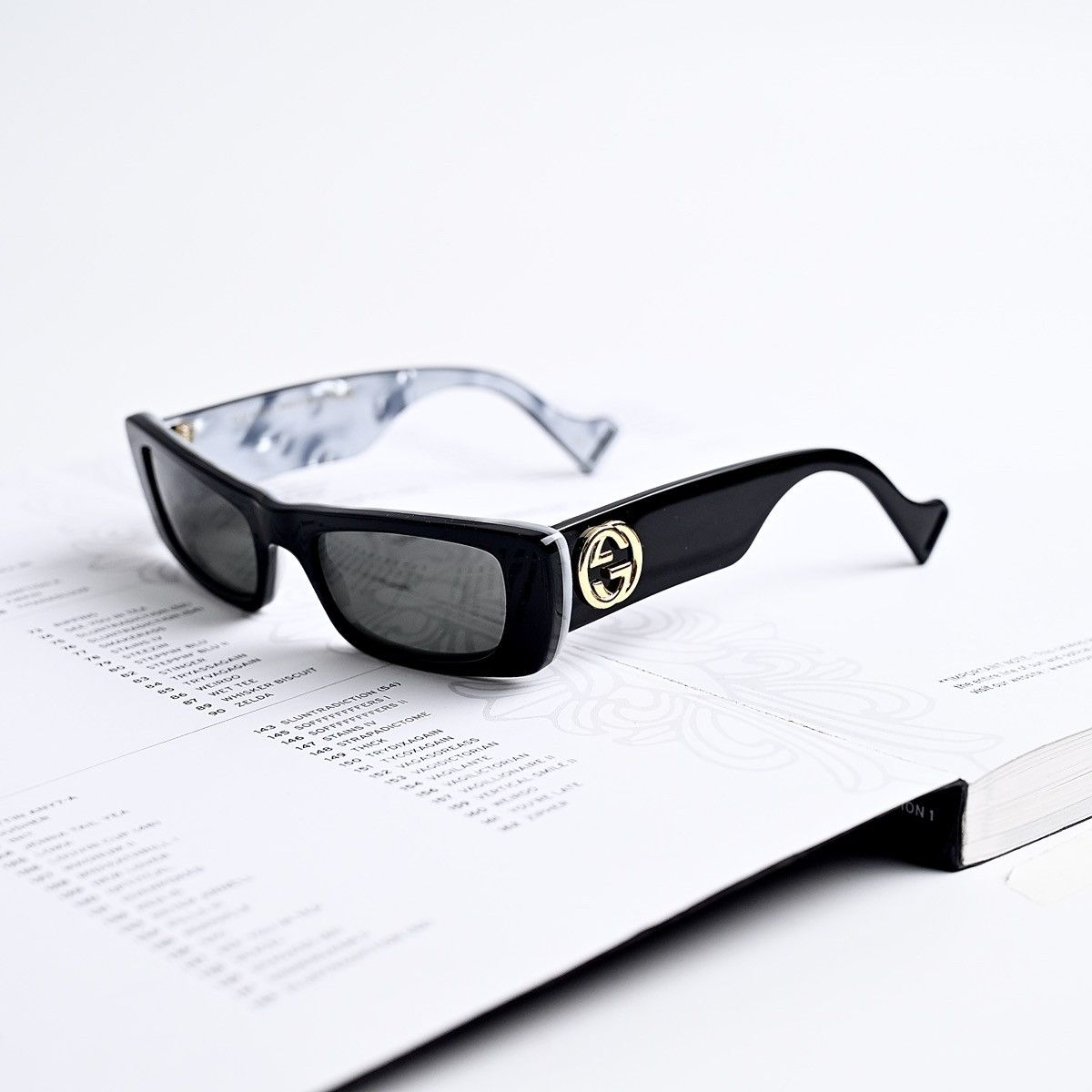 GUCCI GG0516S SUNGLASSES