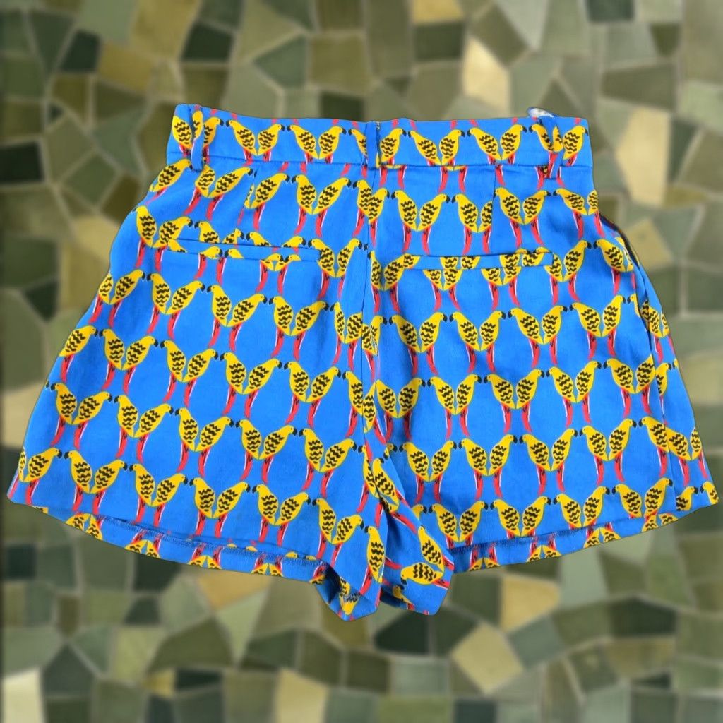 Zara ZARA Blue Yellow Red Black Parrot Bird High Rise Waist Pocket Chino Shorts Small Women Size 28" / US 6 / IT 42 - 1 Thumbnail