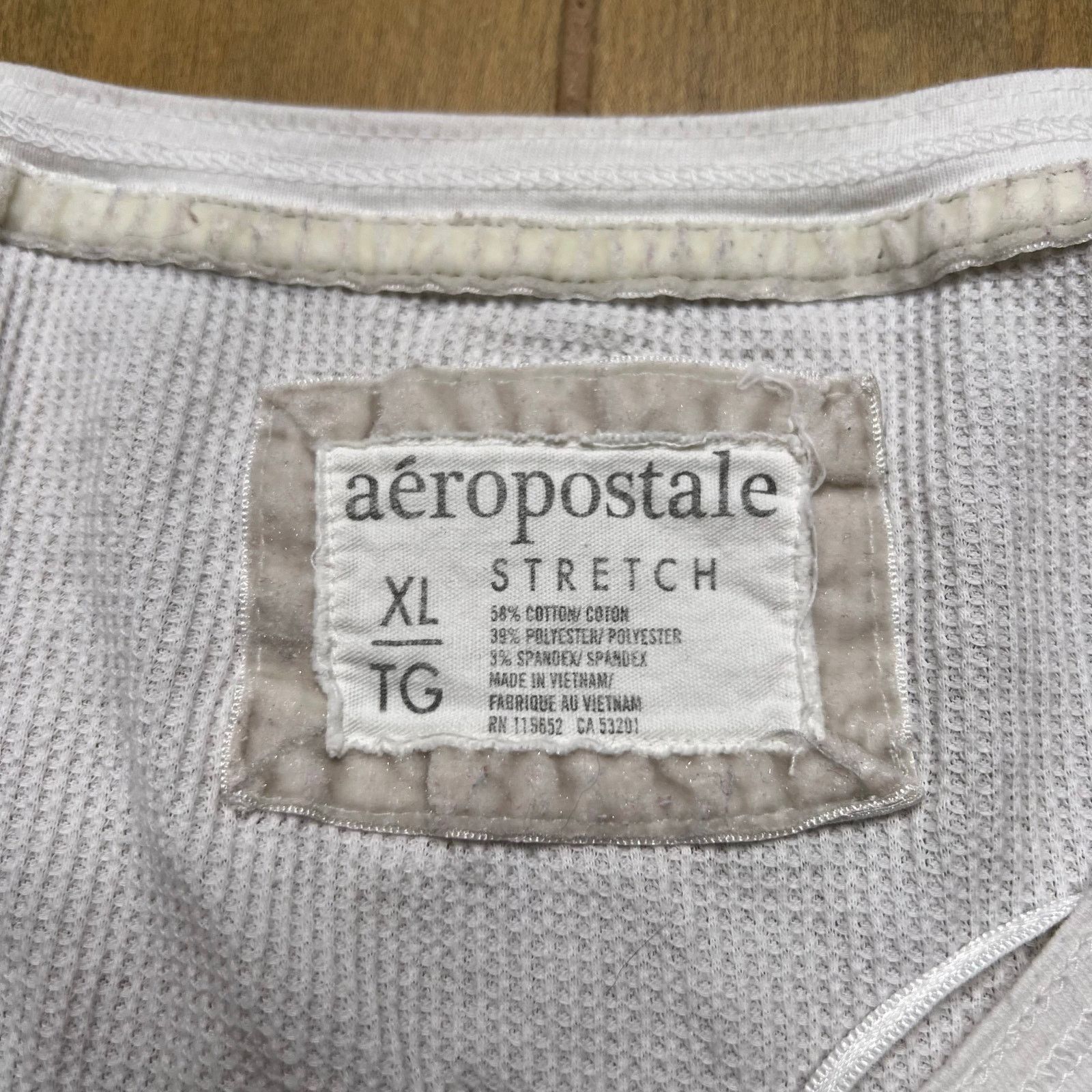 Aeropostale Vintage Aeropostale Y2K Henley Logo Embroidery Women Sz XL Size US XL / EU 56 / 4 - 3 Thumbnail