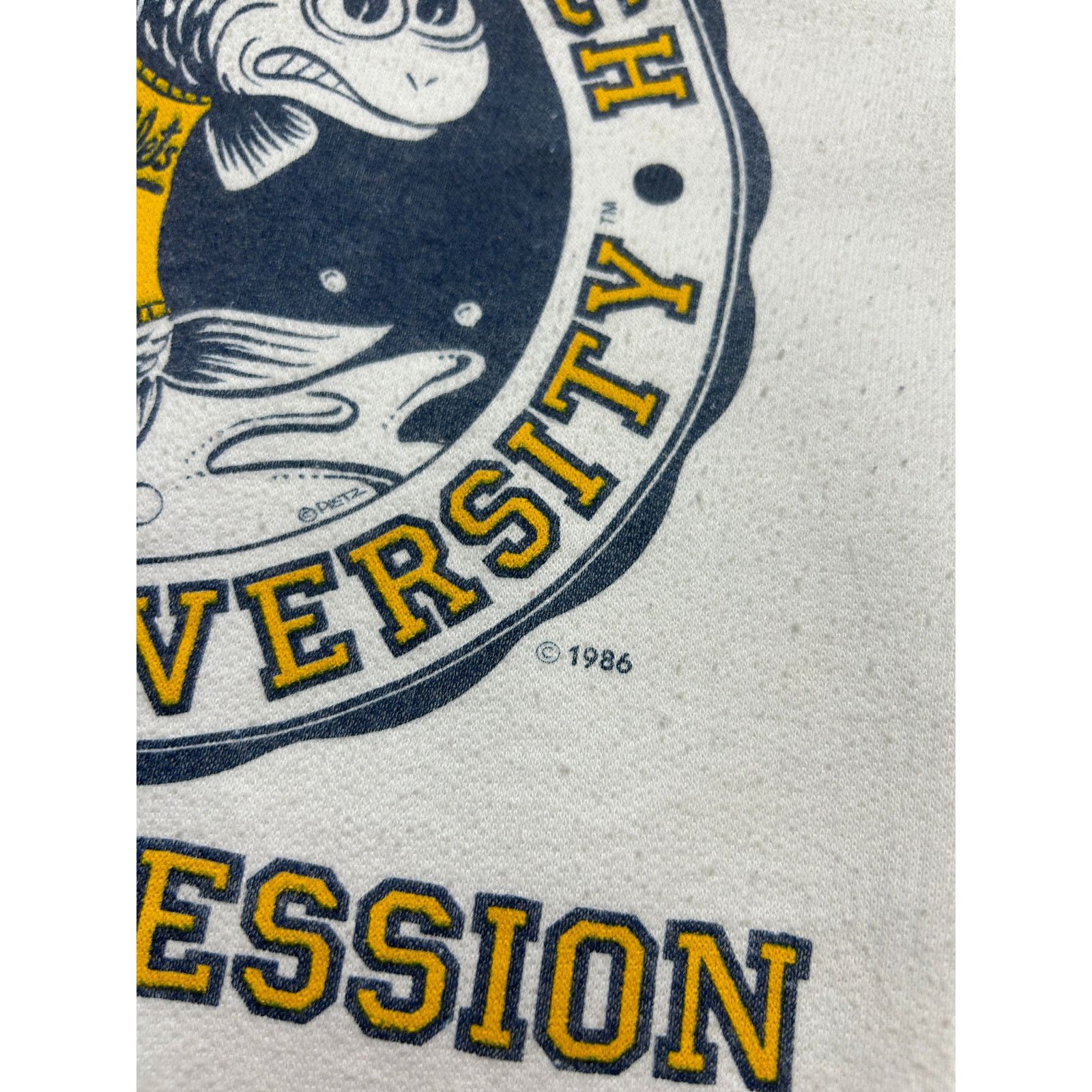 Vintage Vintage 1986 Myrtle Beach State University Mullets Crest L Size US L / EU 52-54 / 3 - 4 Thumbnail