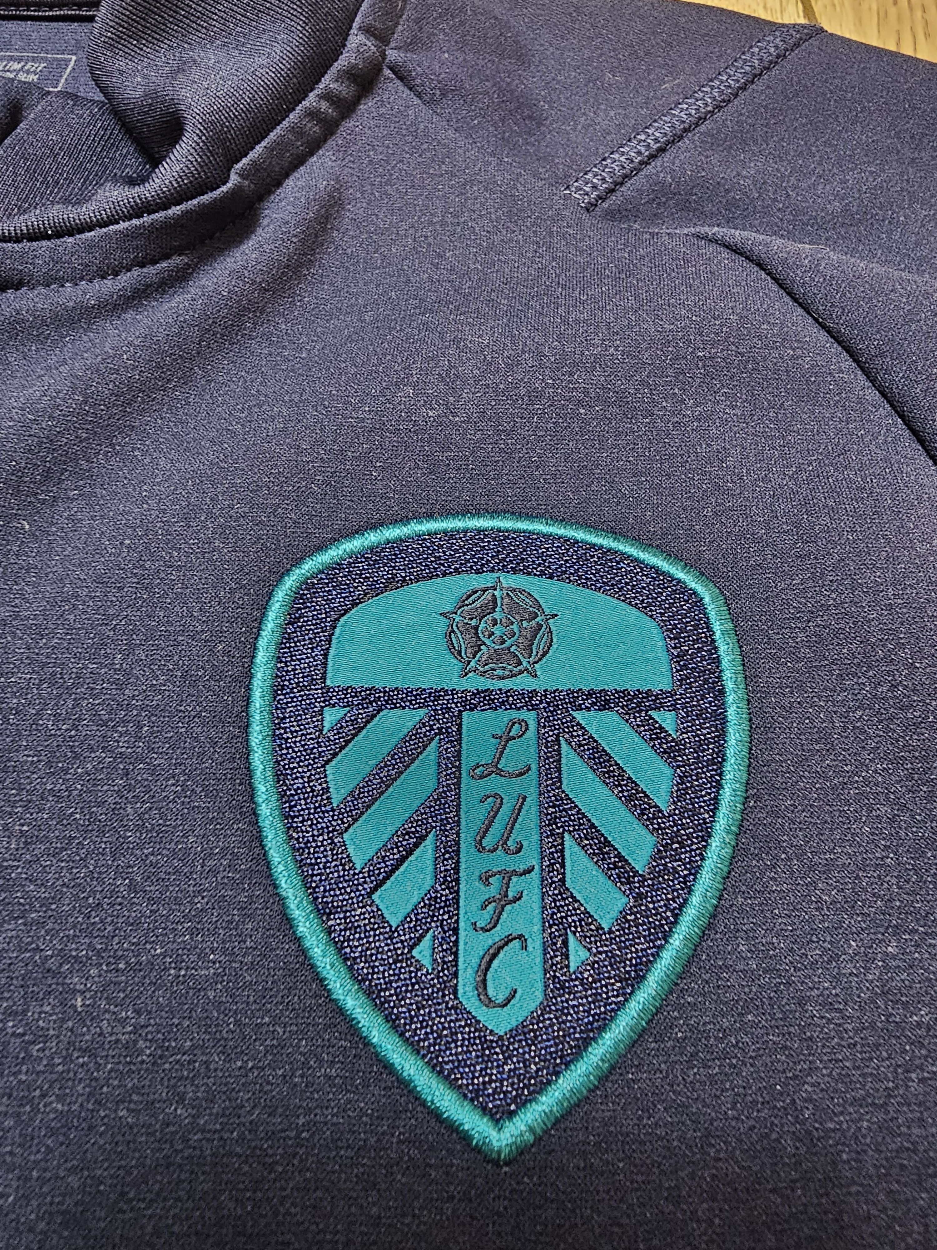 Adidas LEEDS UNITED 2023 FOOTBALL JACKET SOCCER JACKET 1/3 ZIP Size US M / EU 48-50 / 2 - 4 Thumbnail
