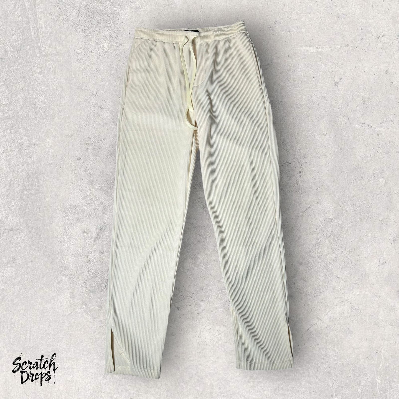 Other NWOT Men's Beige Ribbed Pants Size M Casual Trousers Apparel Size US 32 / EU 48 - 1 Thumbnail