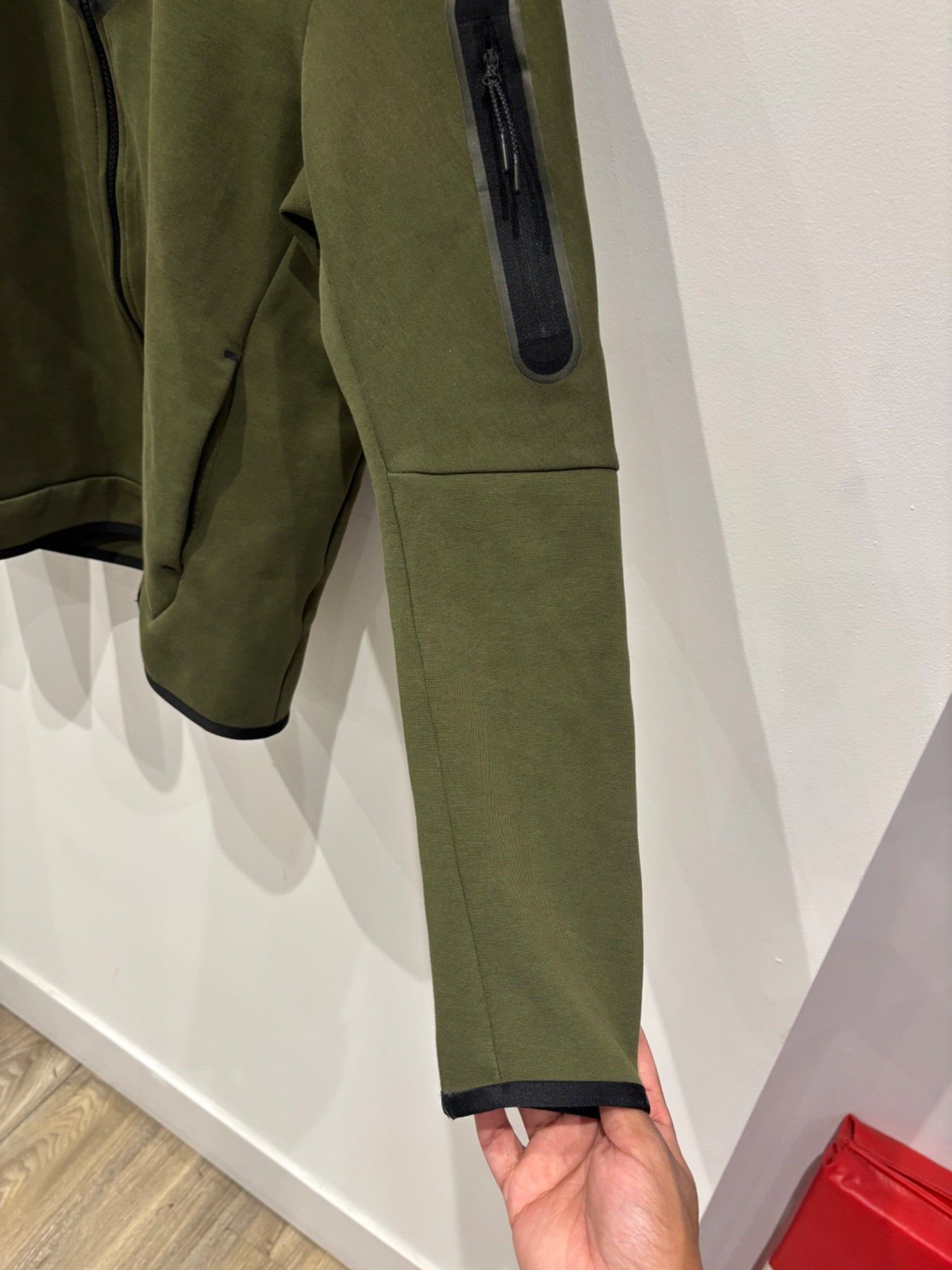 Nike Nike Tech Fleece Full-Zip Windrunner Hoodie Olive/Black Size US M / EU 48-50 / 2 - 3 Thumbnail