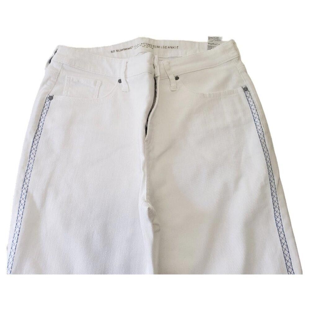 Chicos CT1497 Chico's Girlfriend Slim Leg Ankle White Jean 10T Size 32" / US 10 / IT 46 - 4 Thumbnail
