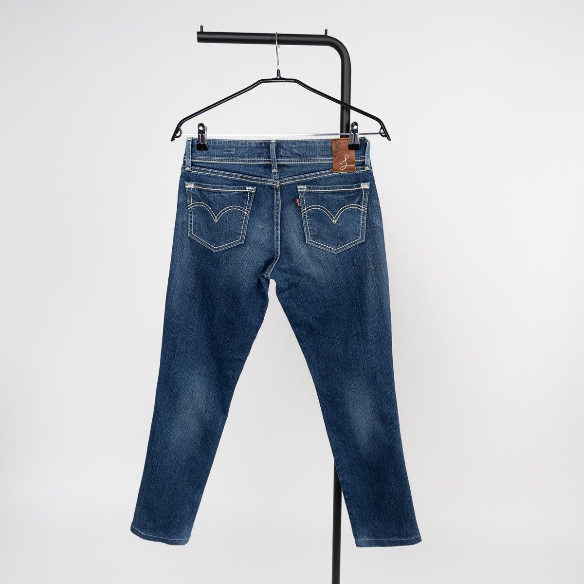 Levi's Vintage Clothing Levis Womens Blue Jeans Vintage Y2K Wash Straight Leg Denim Size 27" / US 4 / IT 40 - 2 Thumbnail