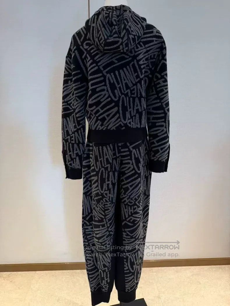 Chanel Chanel 21N black cashmere ski letter sports trousers Size 24" / US 00 / IT 34 - 2 Thumbnail