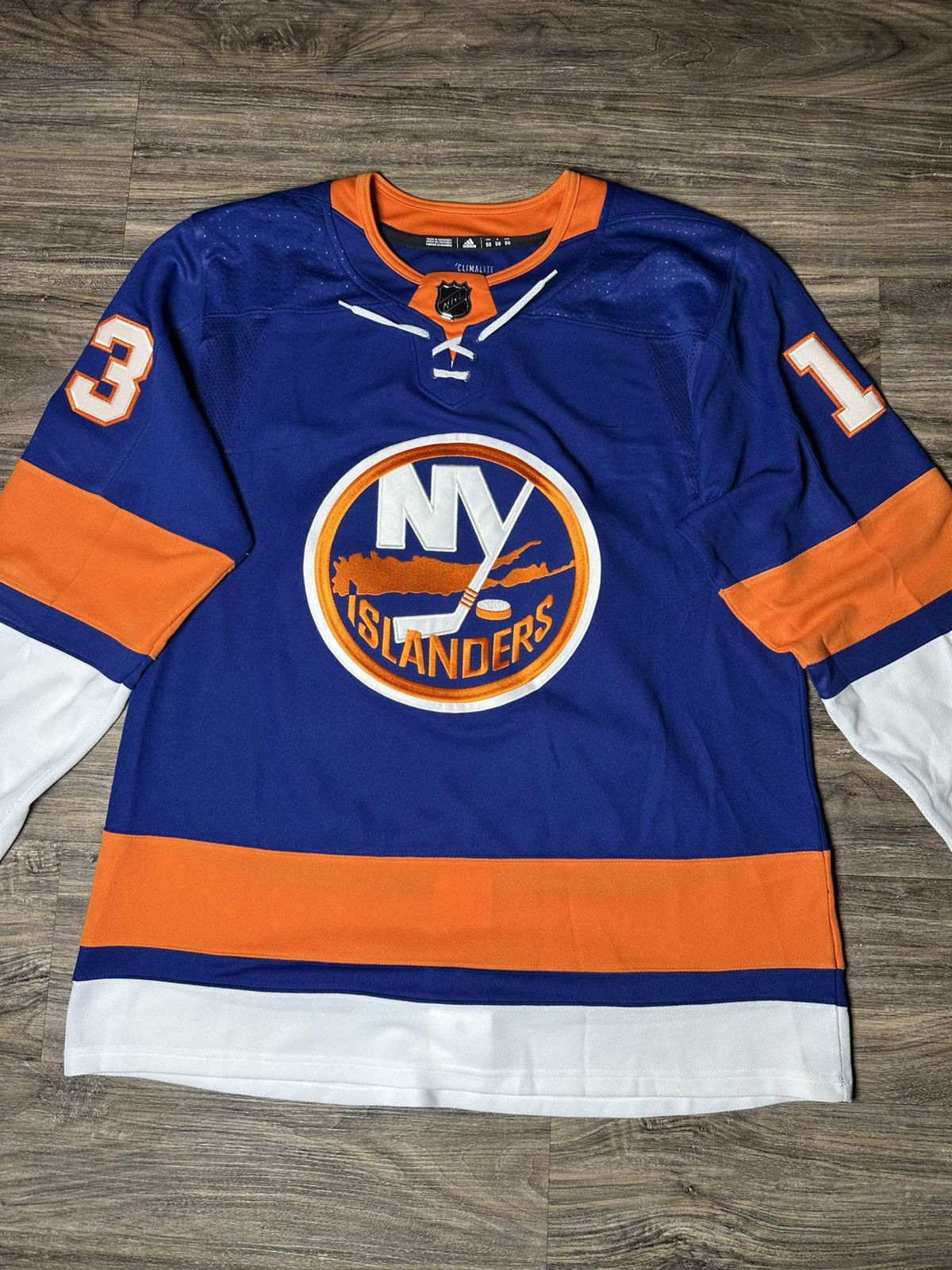Adidas adidas New York Islanders Mathew Barazal Authentic Jersey Size US M / EU 48-50 / 2 - 3 Thumbnail